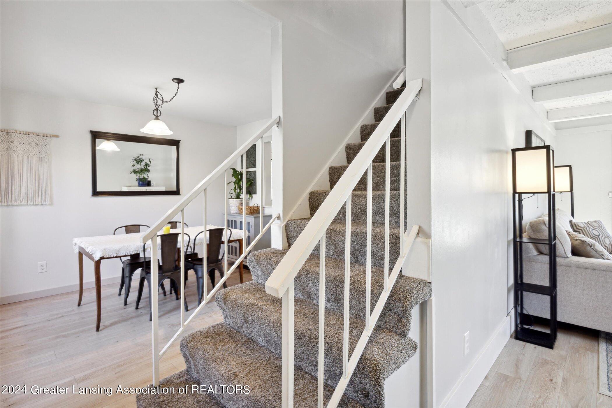 3033 Scarborough Road