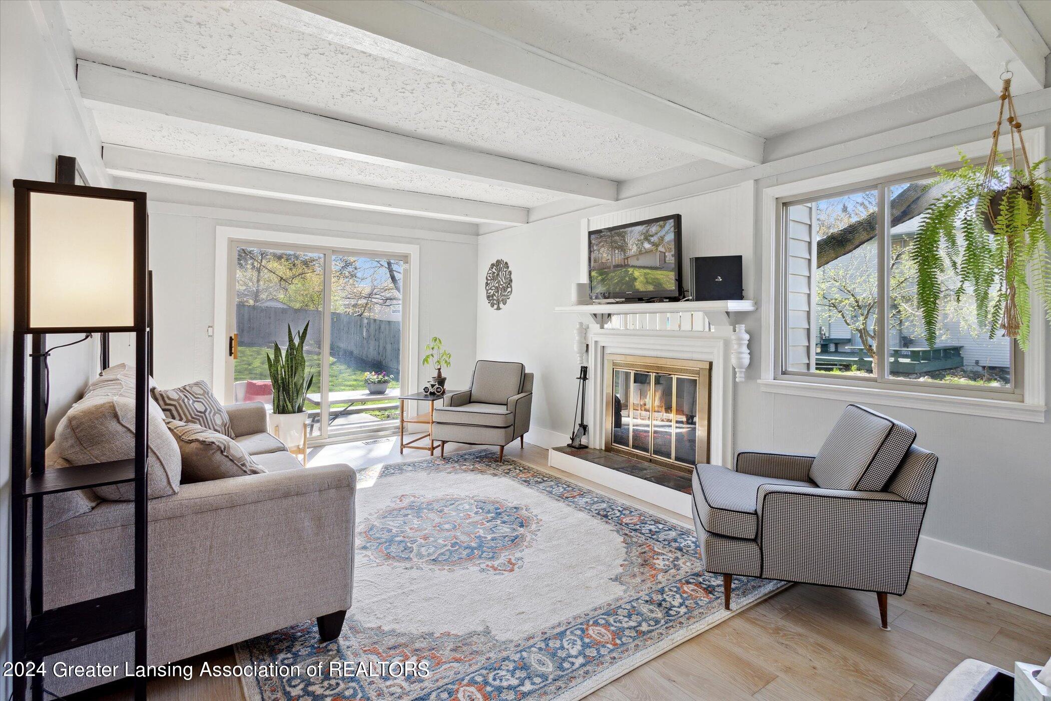 3033 Scarborough Road