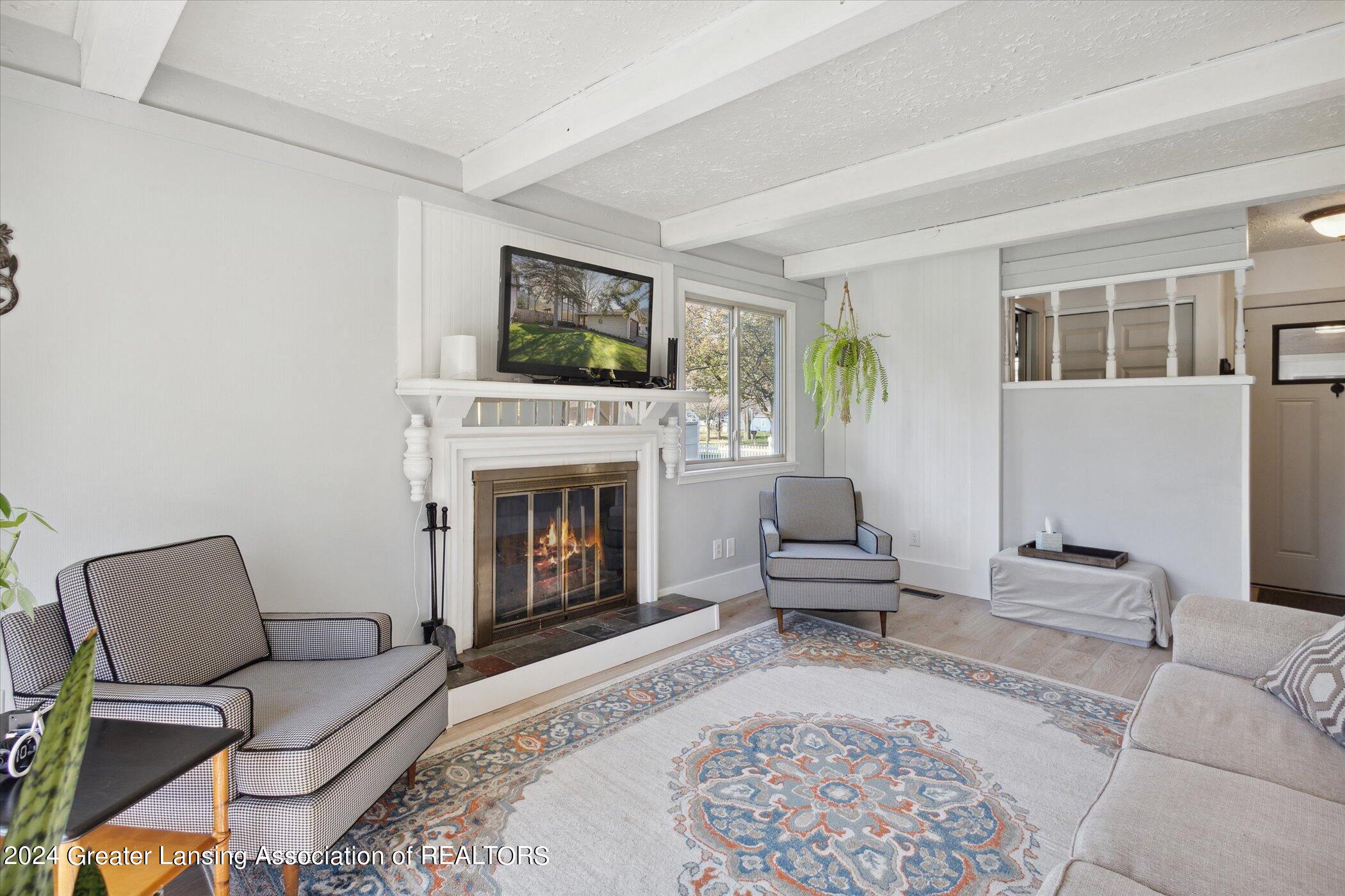 3033 Scarborough Road