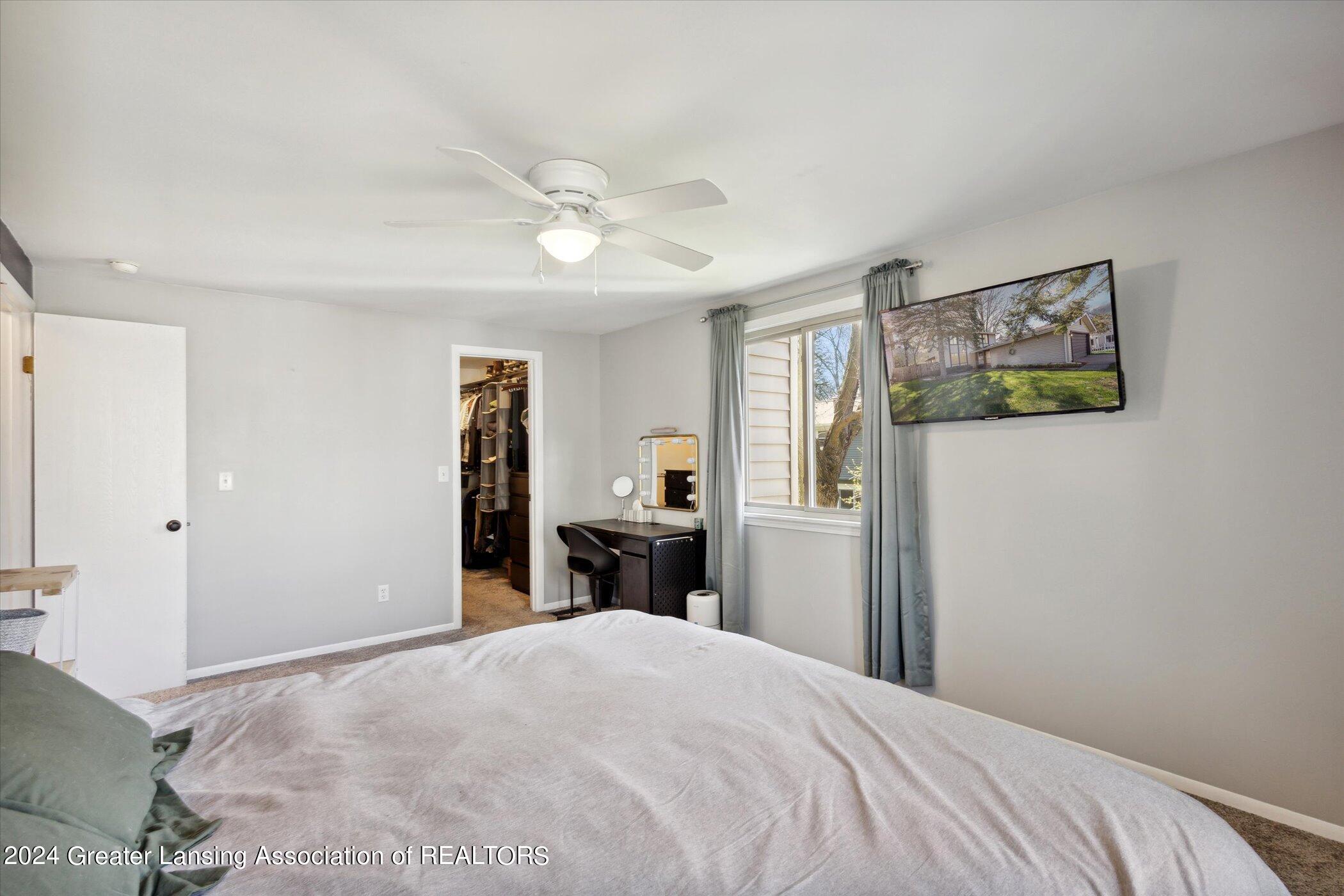 3033 Scarborough Road