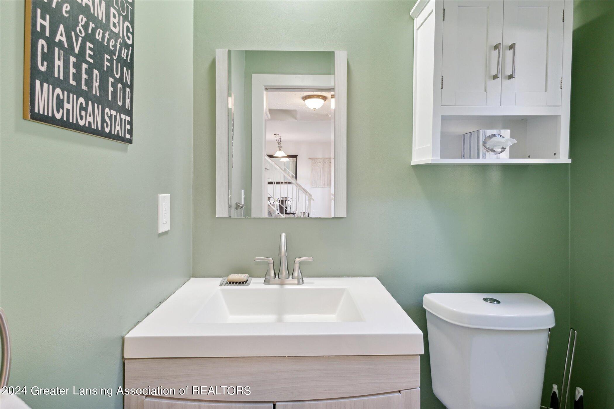 3033 Scarborough Road