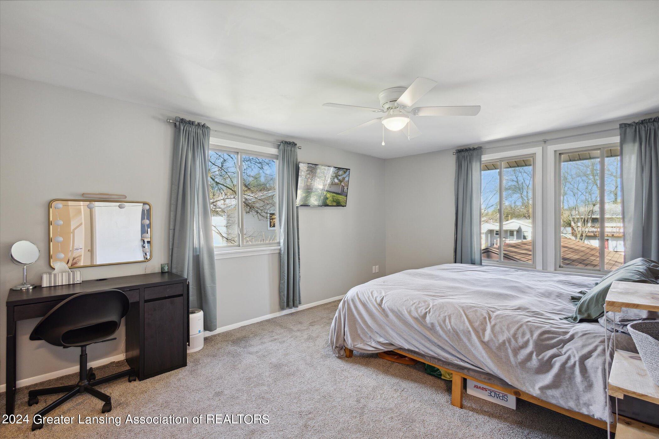 3033 Scarborough Road