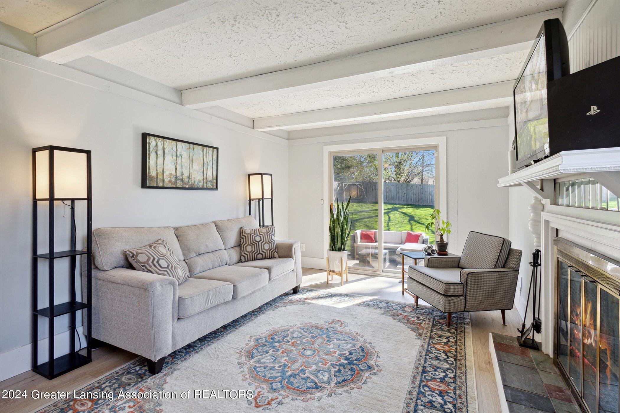 3033 Scarborough Road