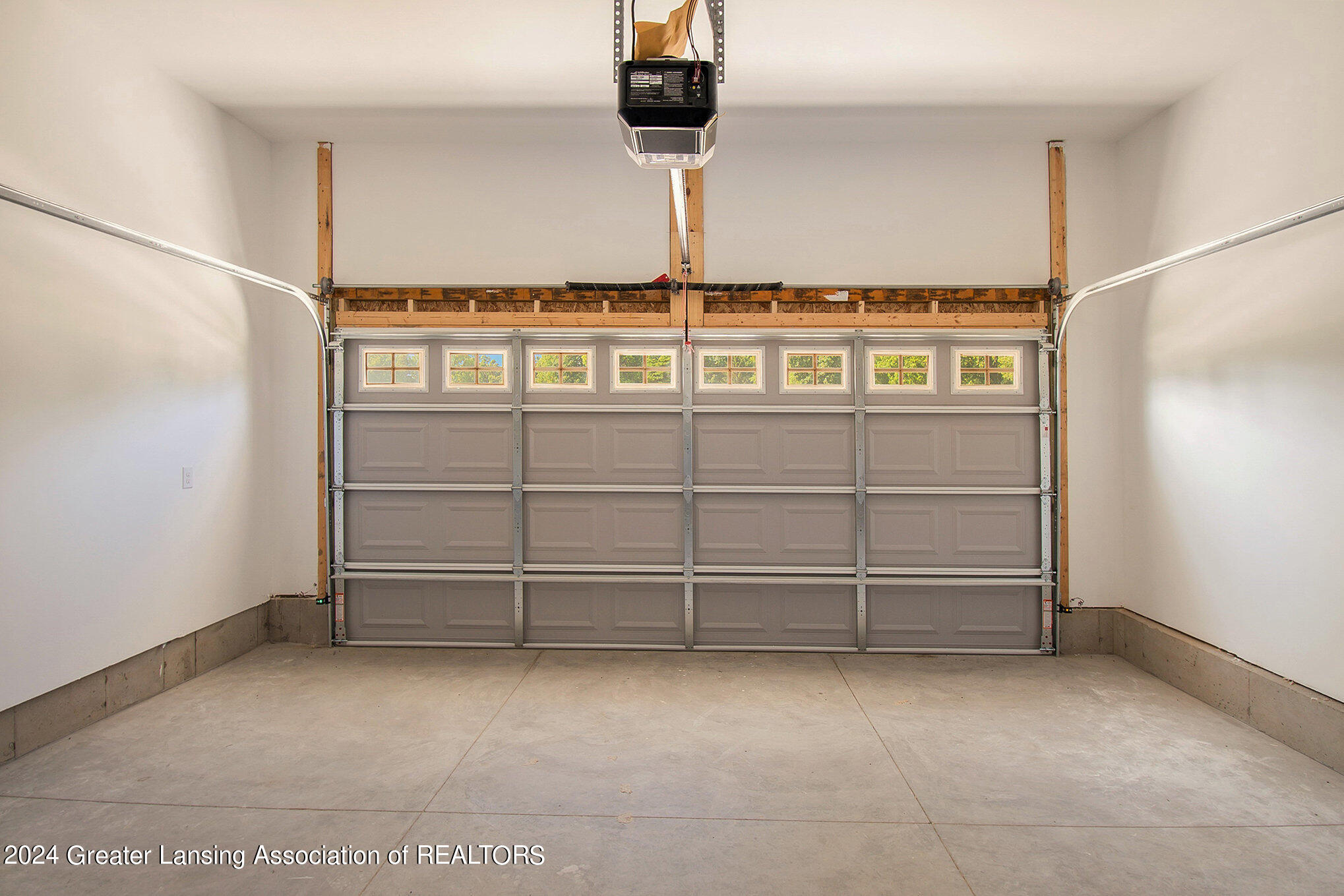 14035 Pristine Court, DeWitt