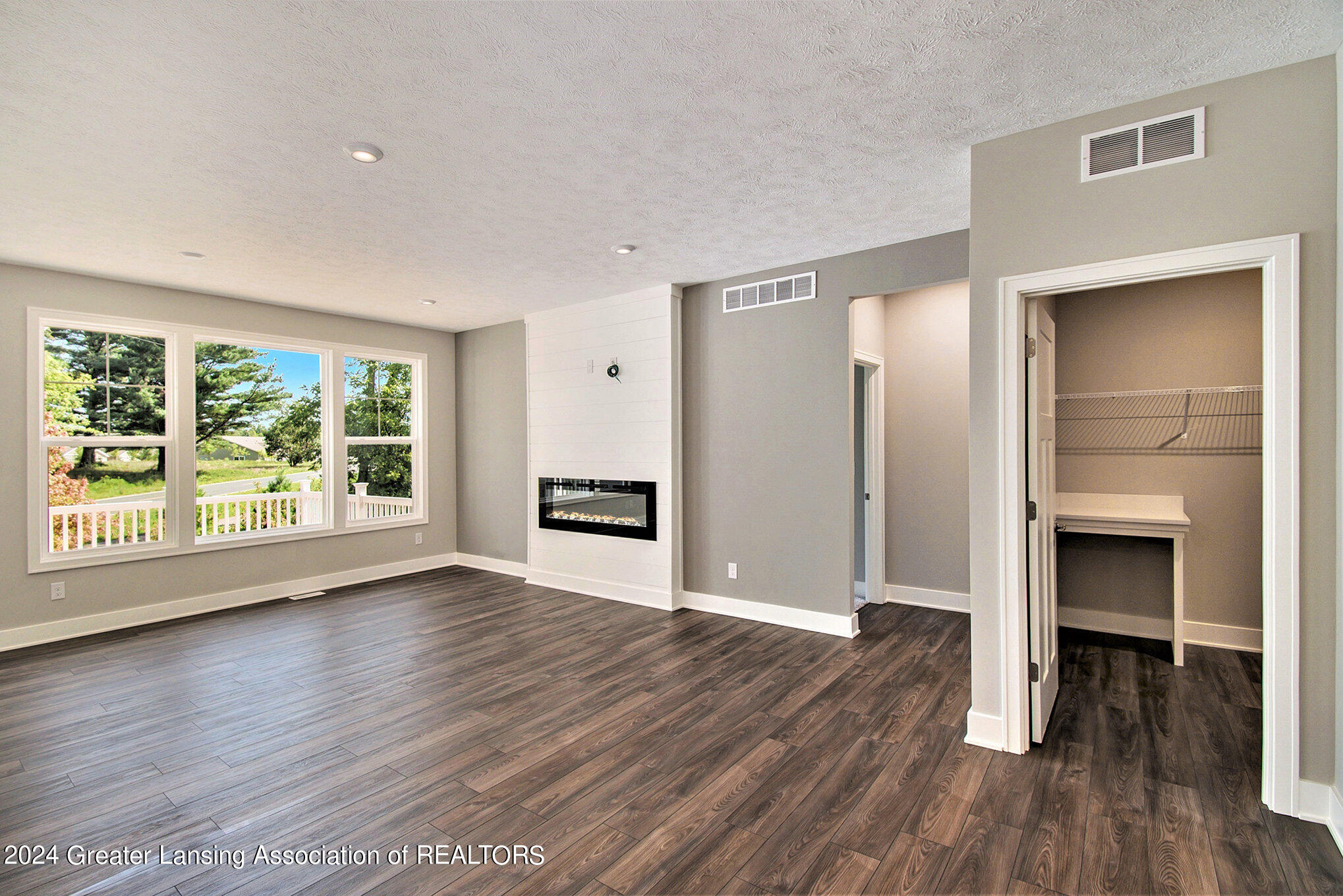 14035 Pristine Court, DeWitt