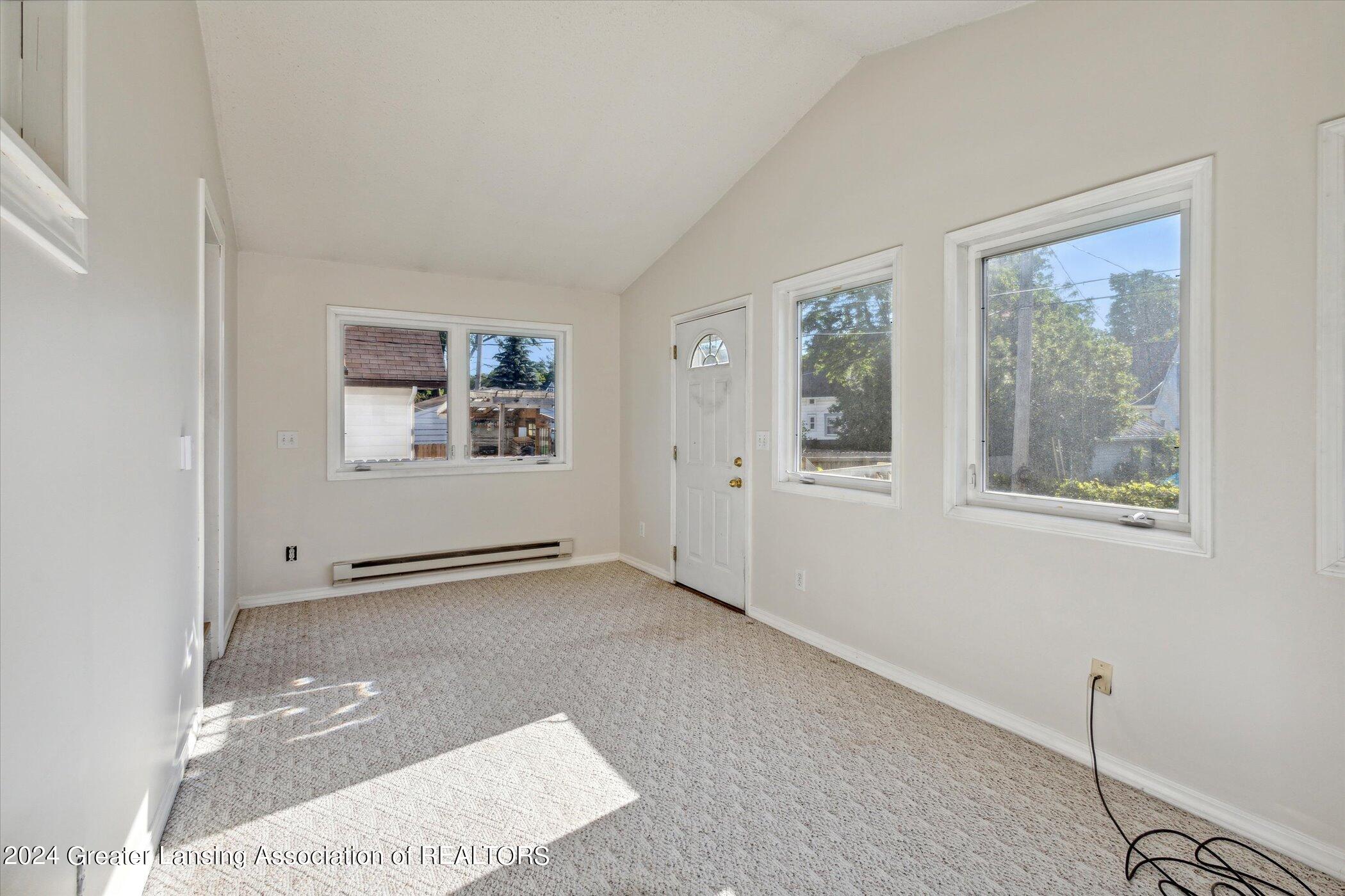 2409 Kensington Road