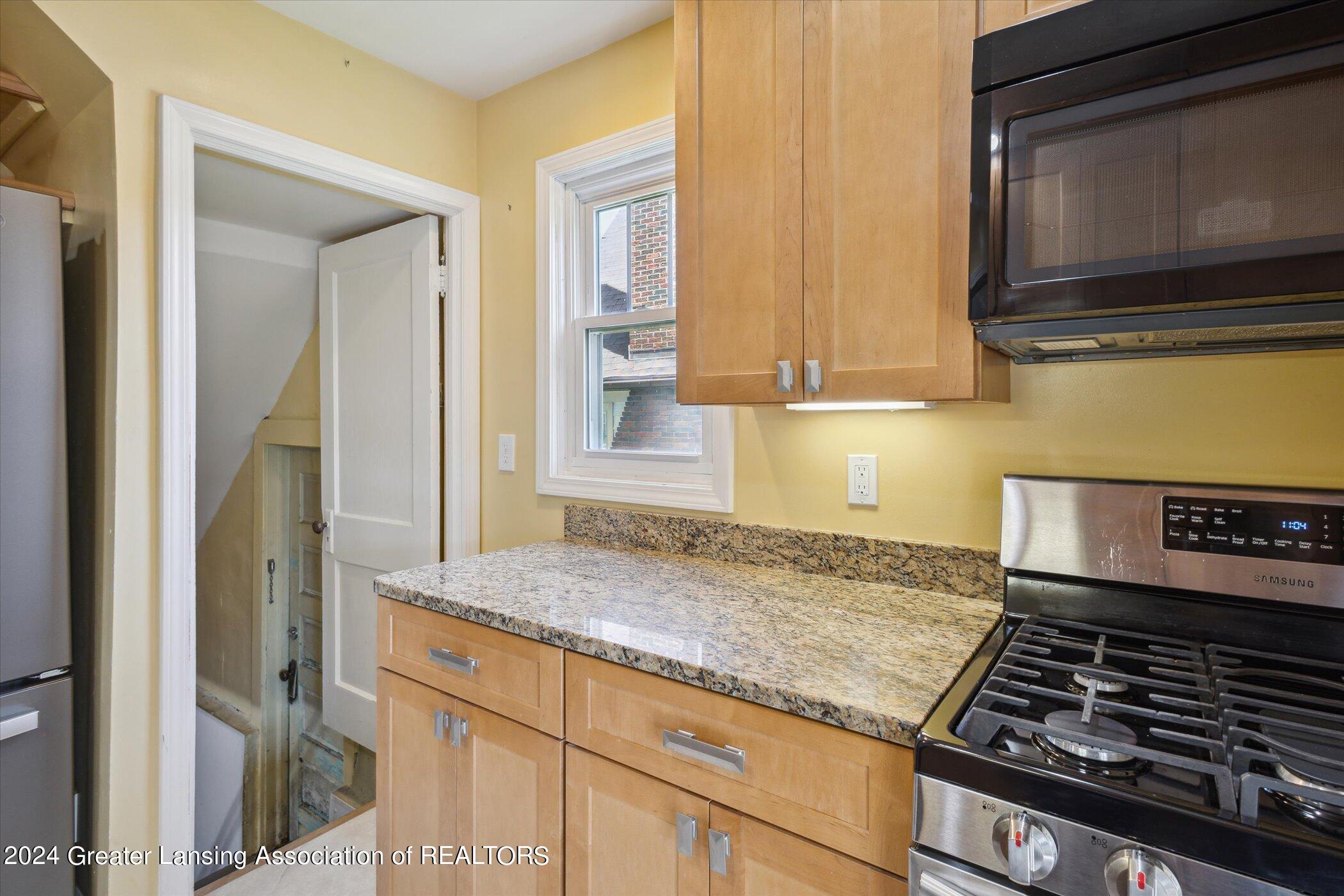 2409 Kensington Road