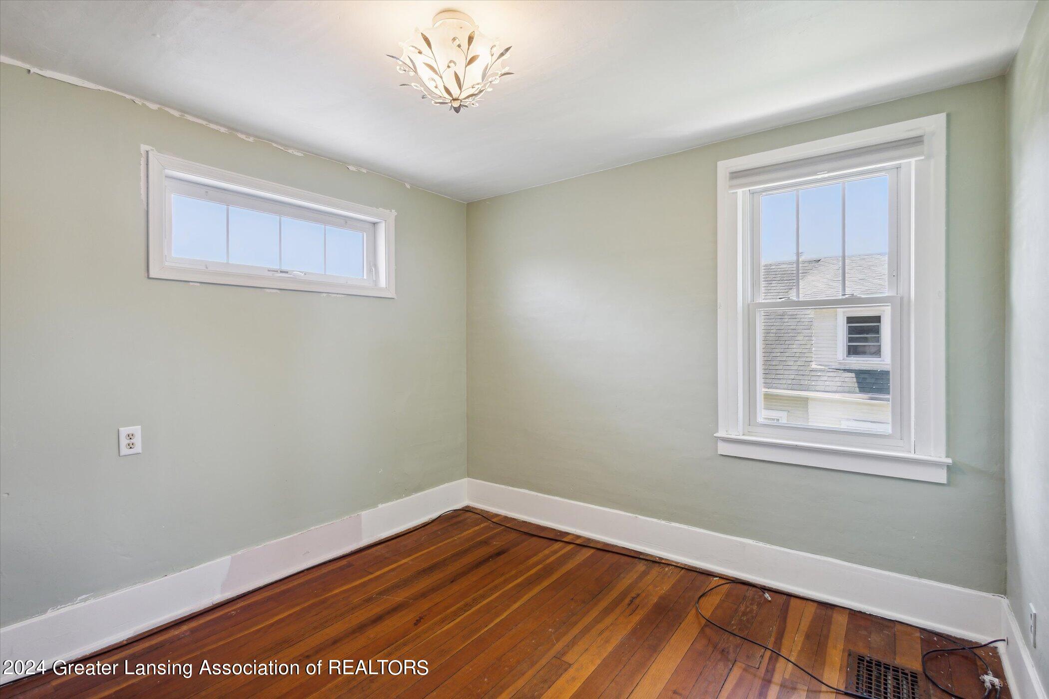 2409 Kensington Road