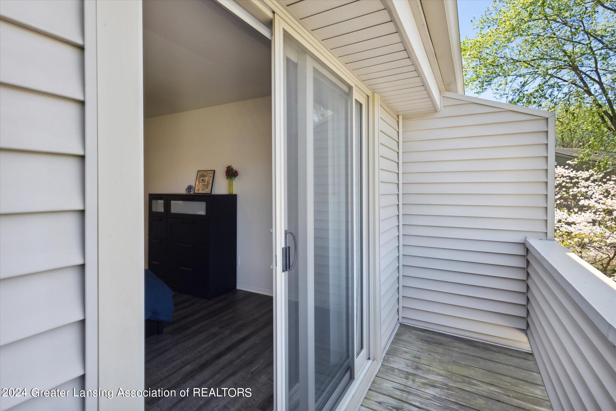 2067 Fox Hollow Drive