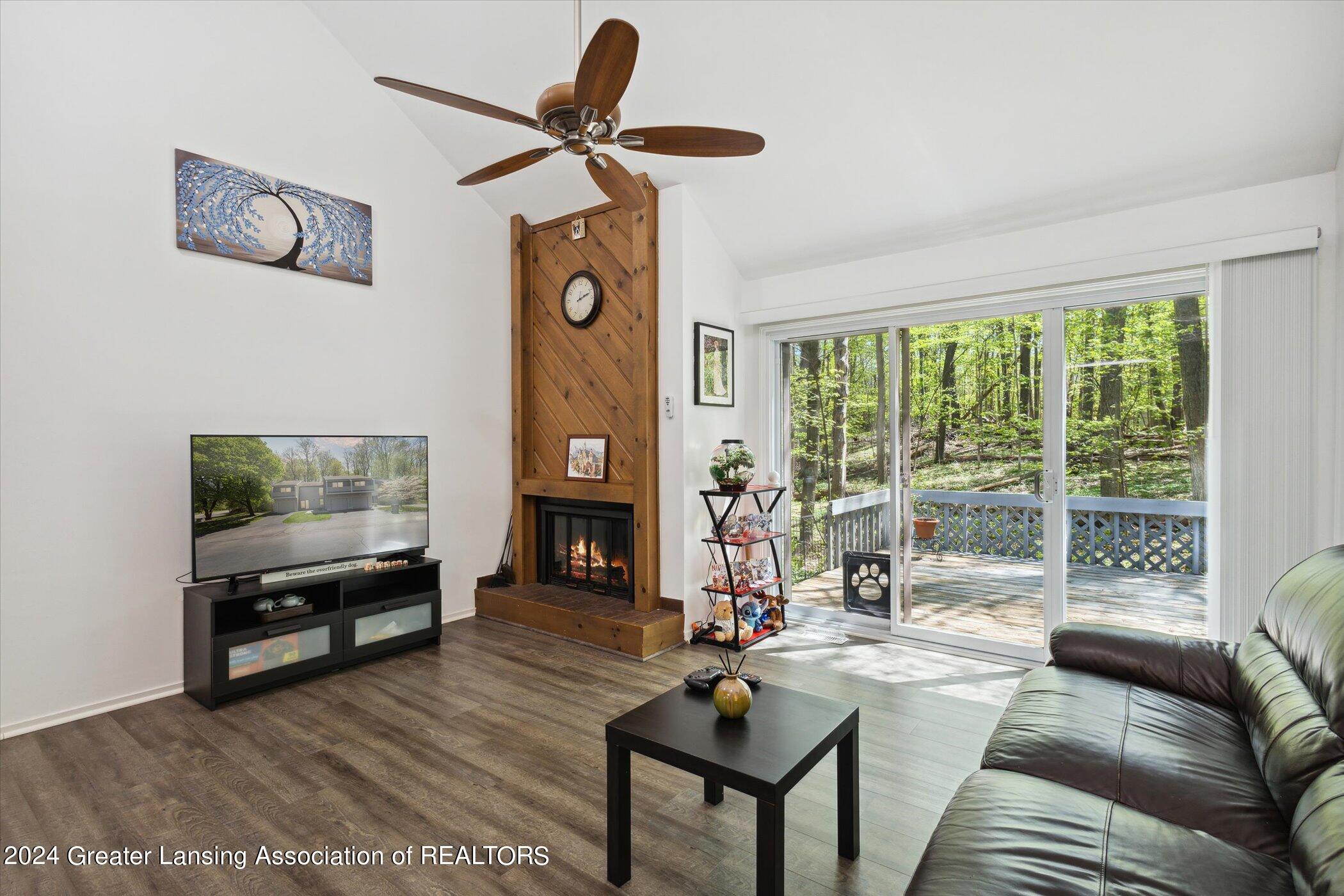 2067 Fox Hollow Drive