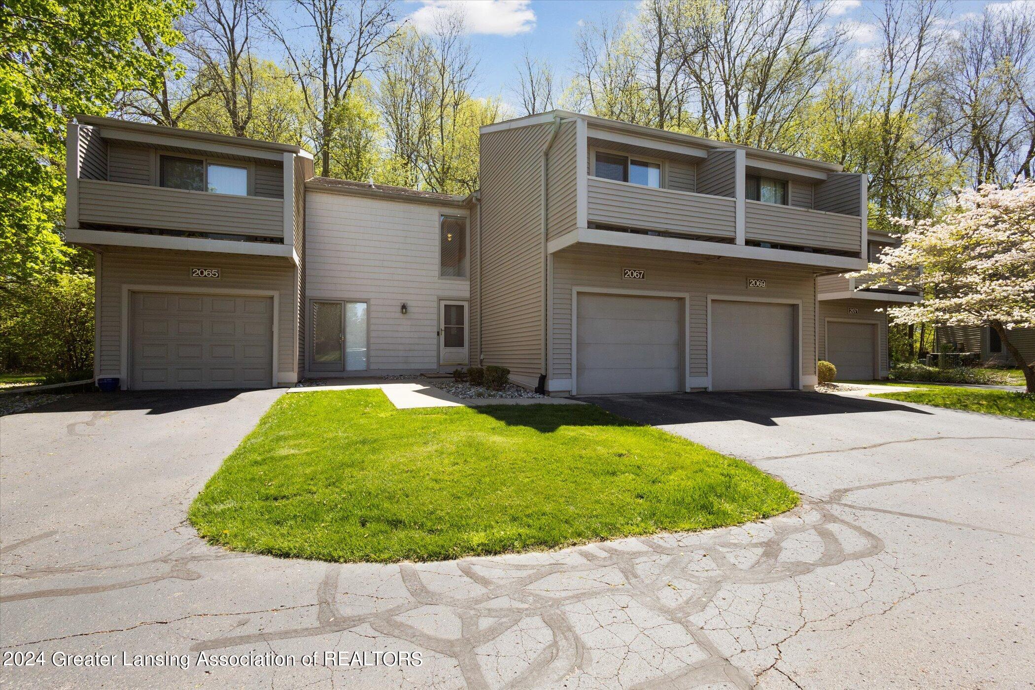 2067 Fox Hollow Drive