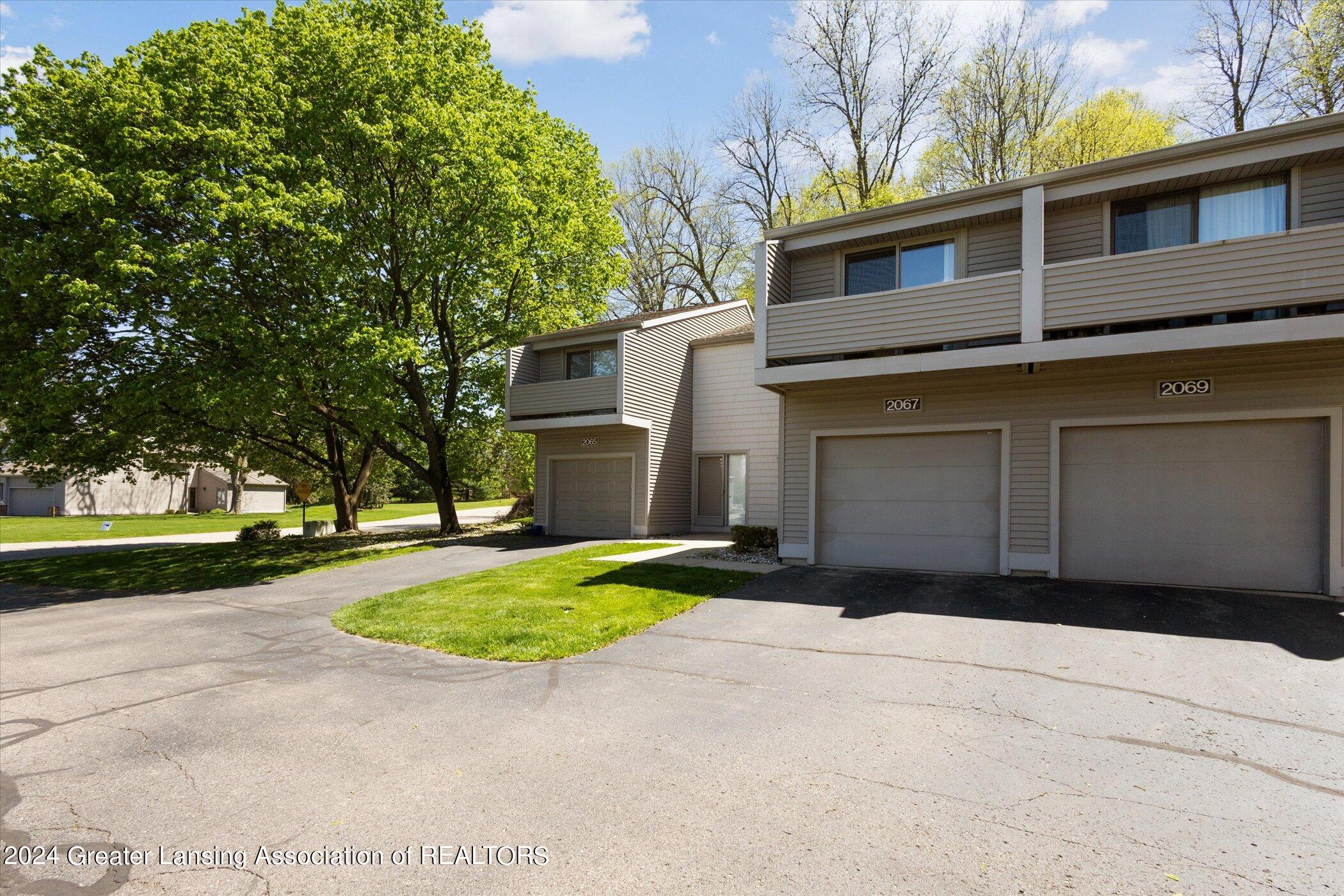 2067 Fox Hollow Drive