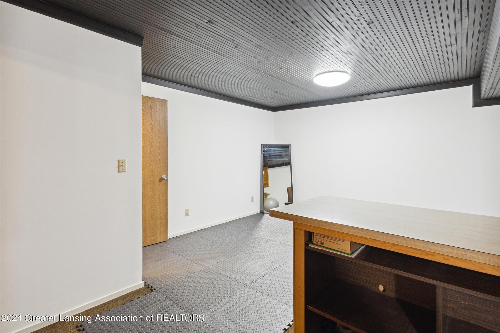 2067 Fox Hollow Drive