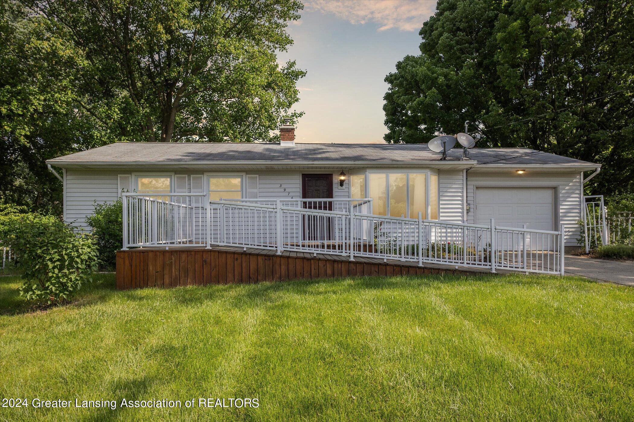 3976 Willoughby Road