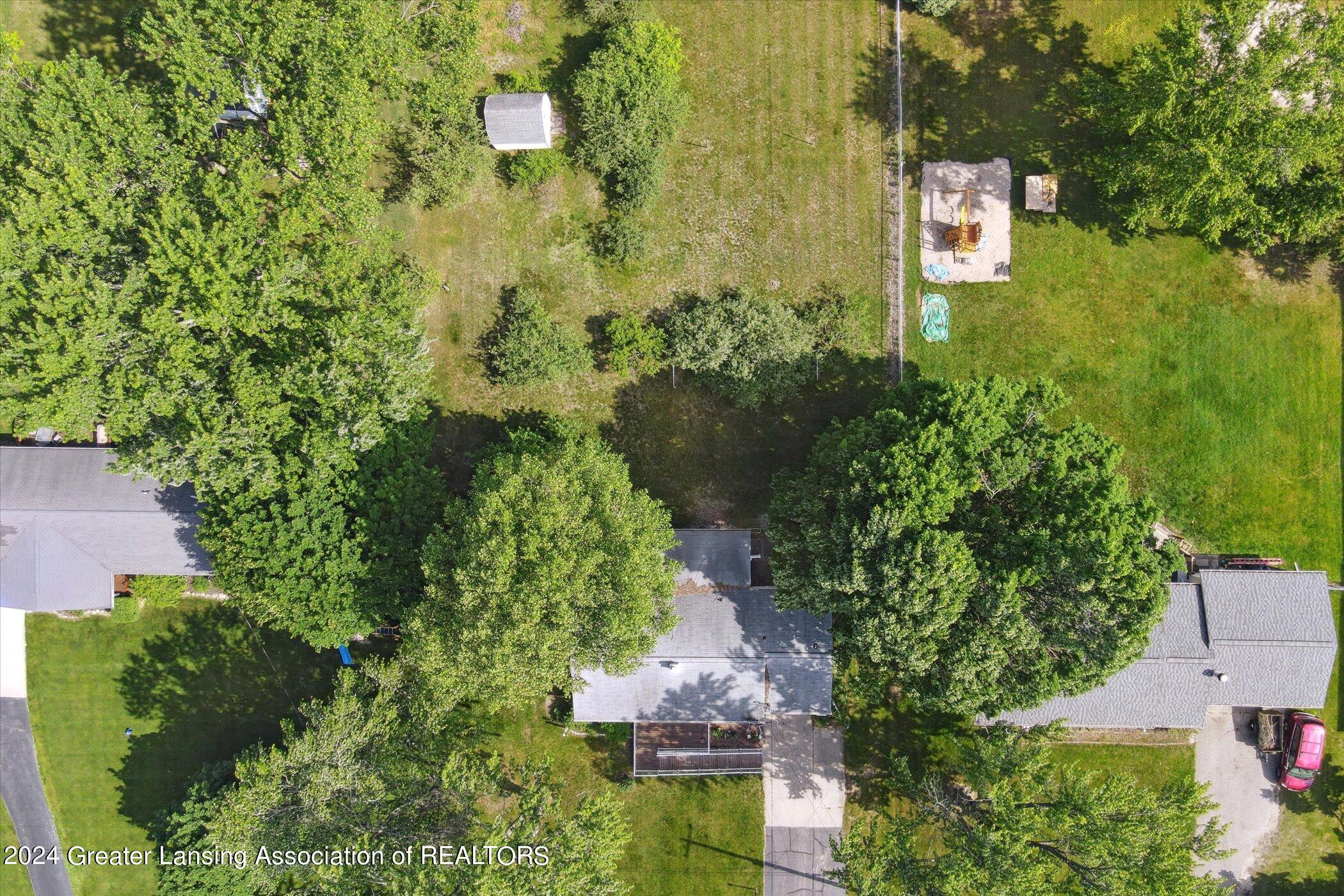 3976 Willoughby Road