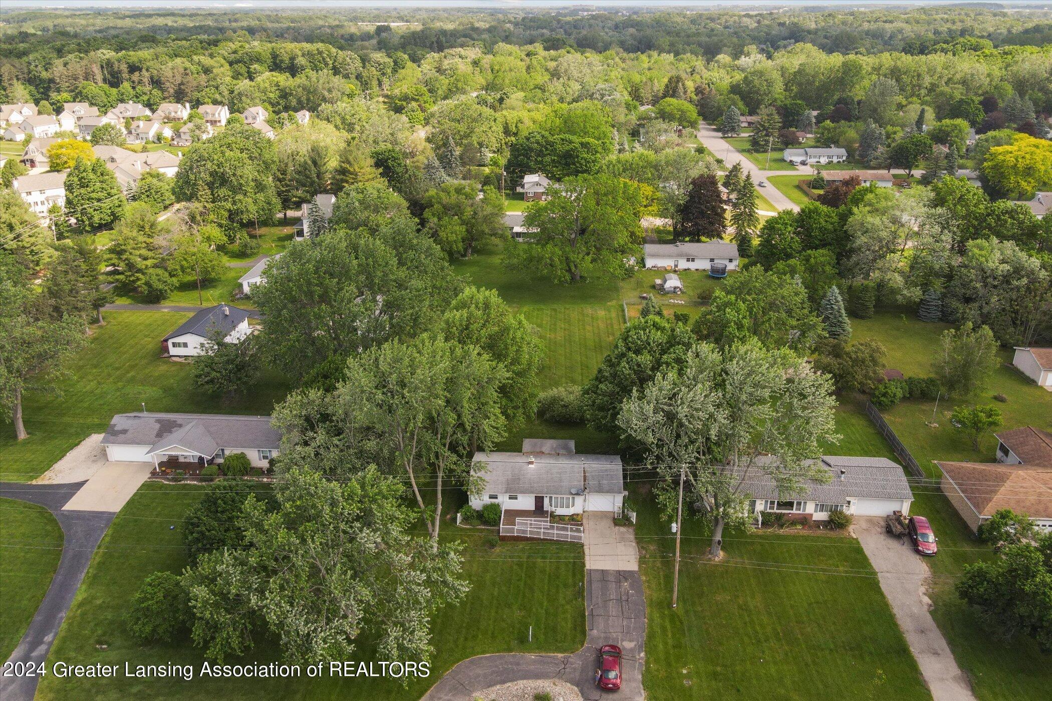 3976 Willoughby Road