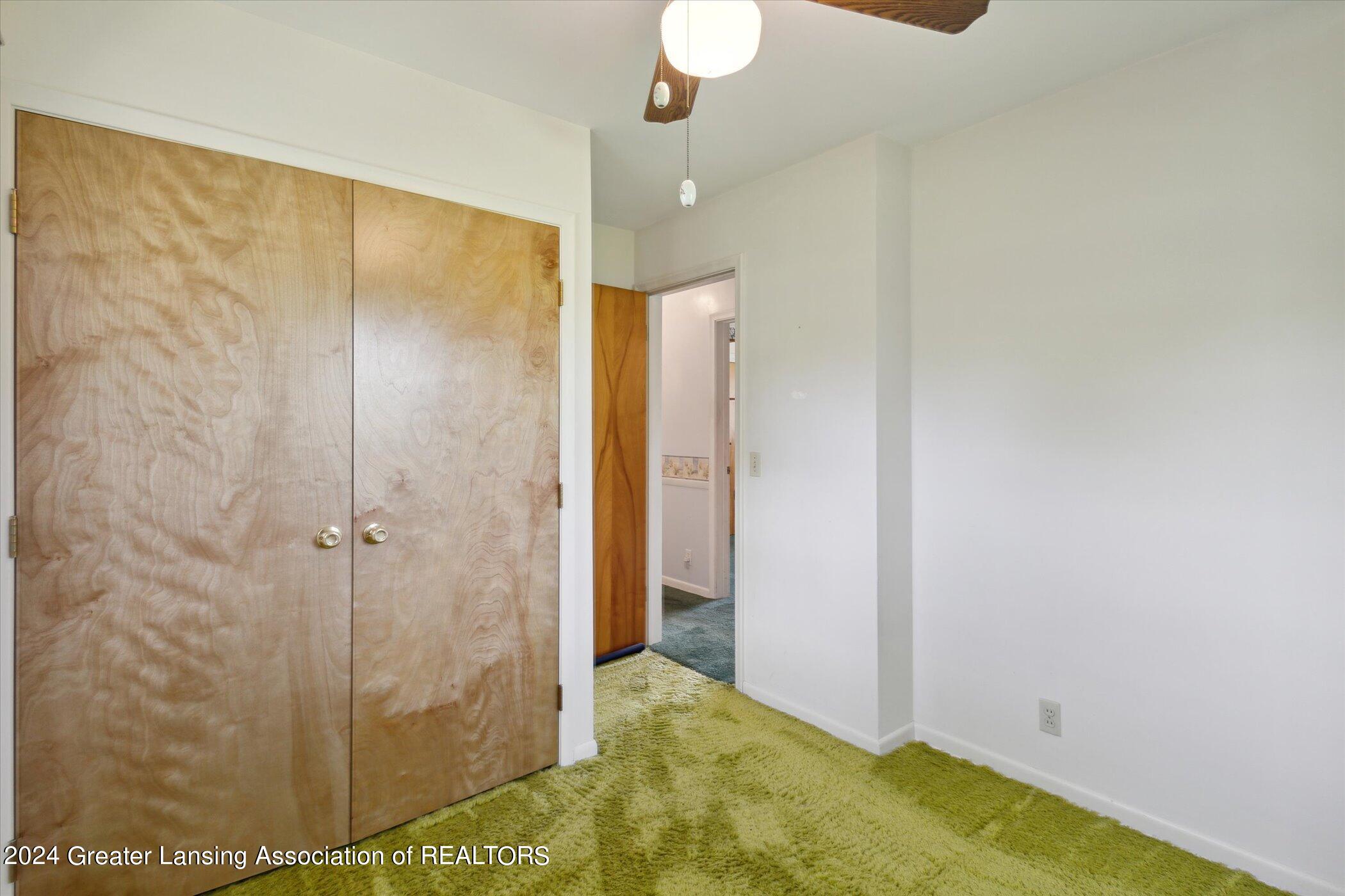 3976 Willoughby Road