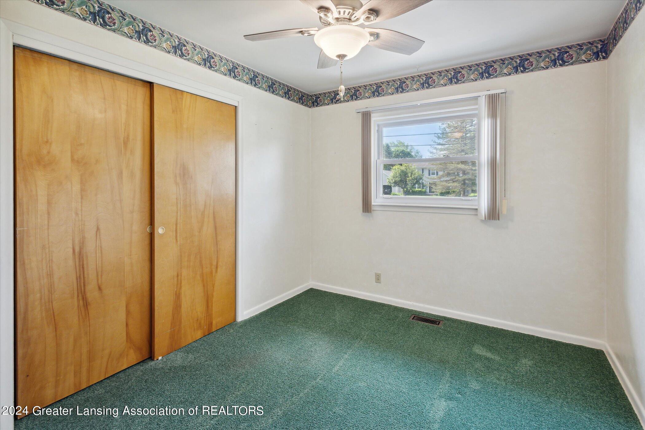 3976 Willoughby Road