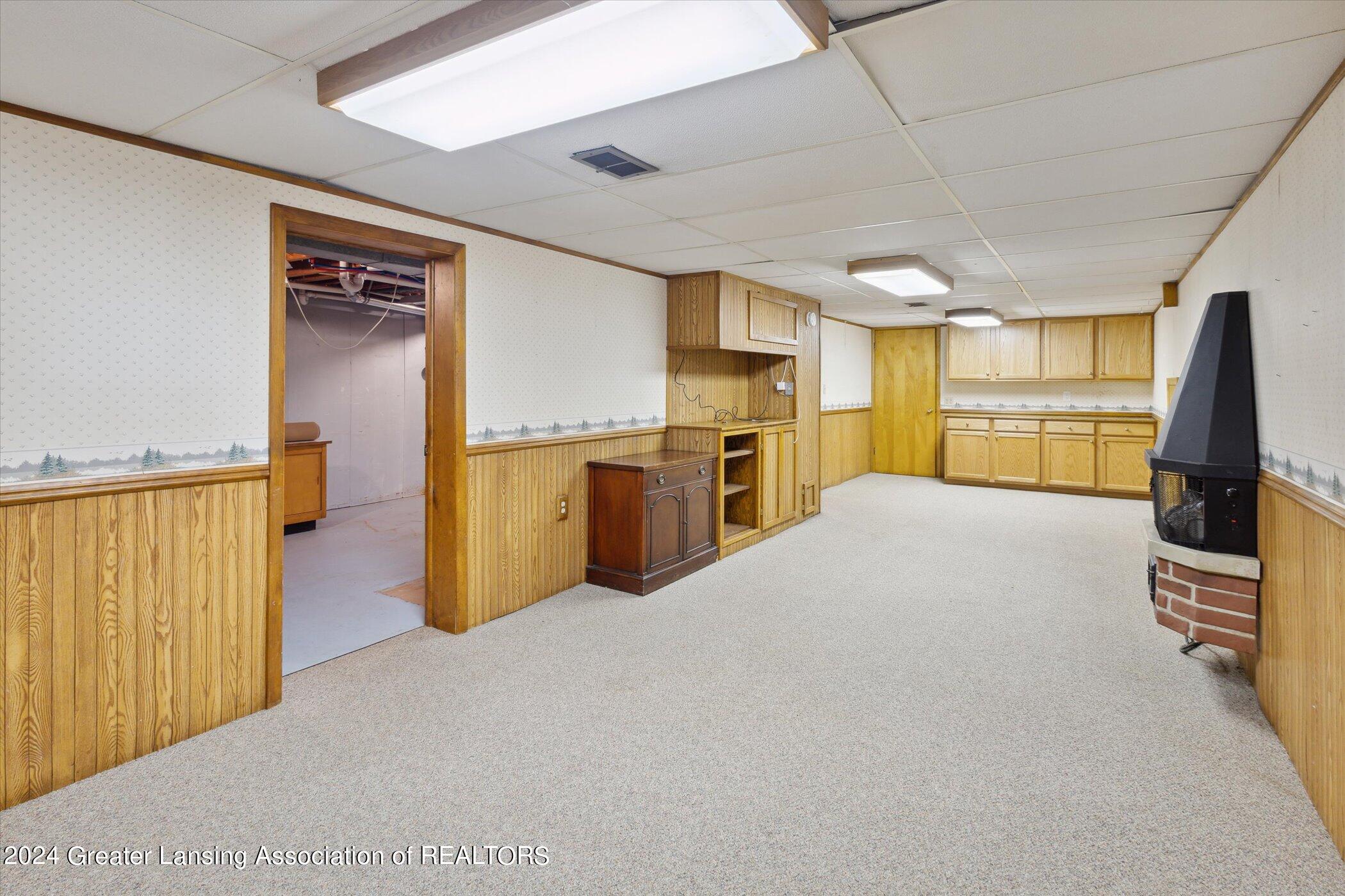 3976 Willoughby Road