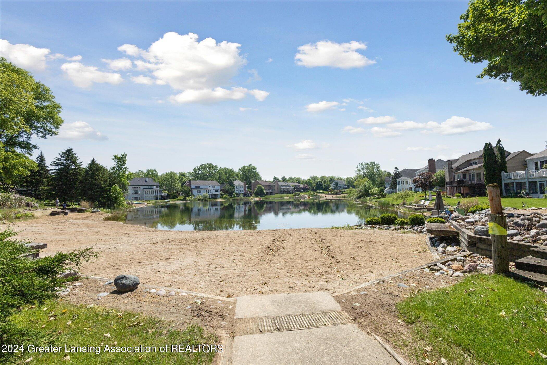 3560 Autumnwood Lane