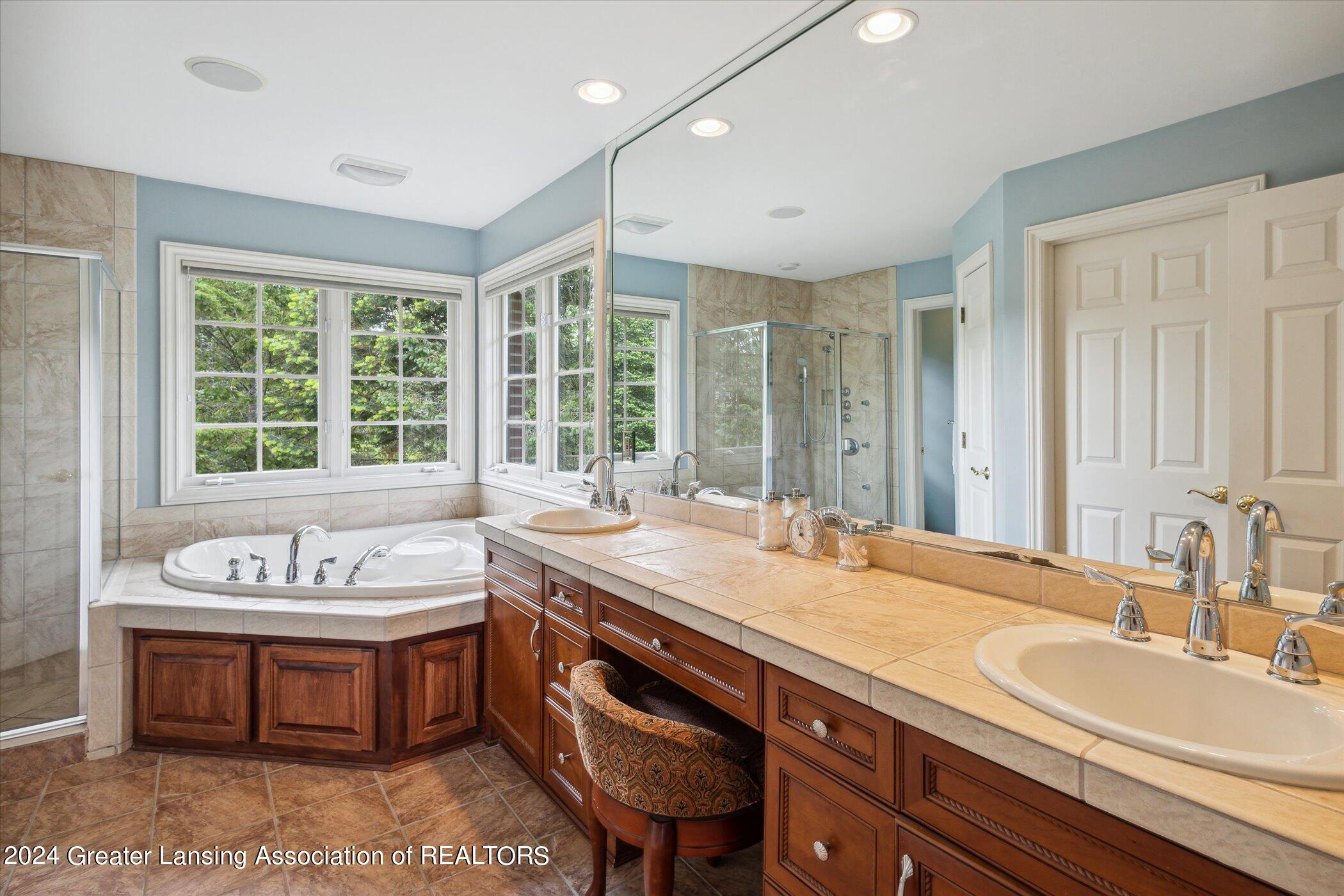 3560 Autumnwood Lane