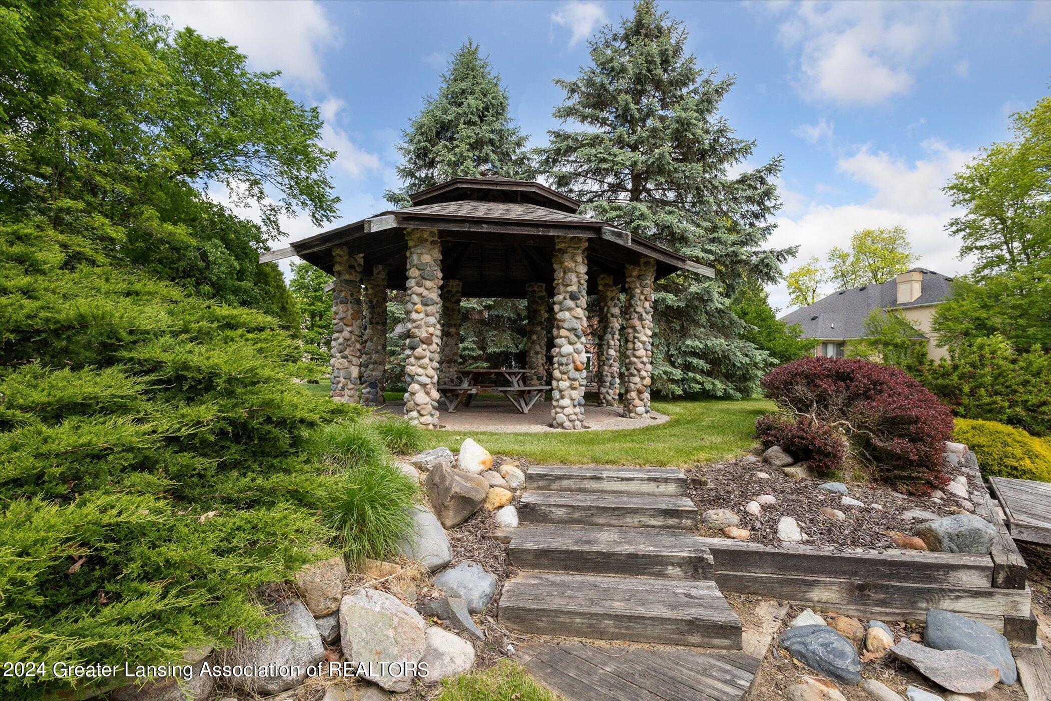 3560 Autumnwood Lane