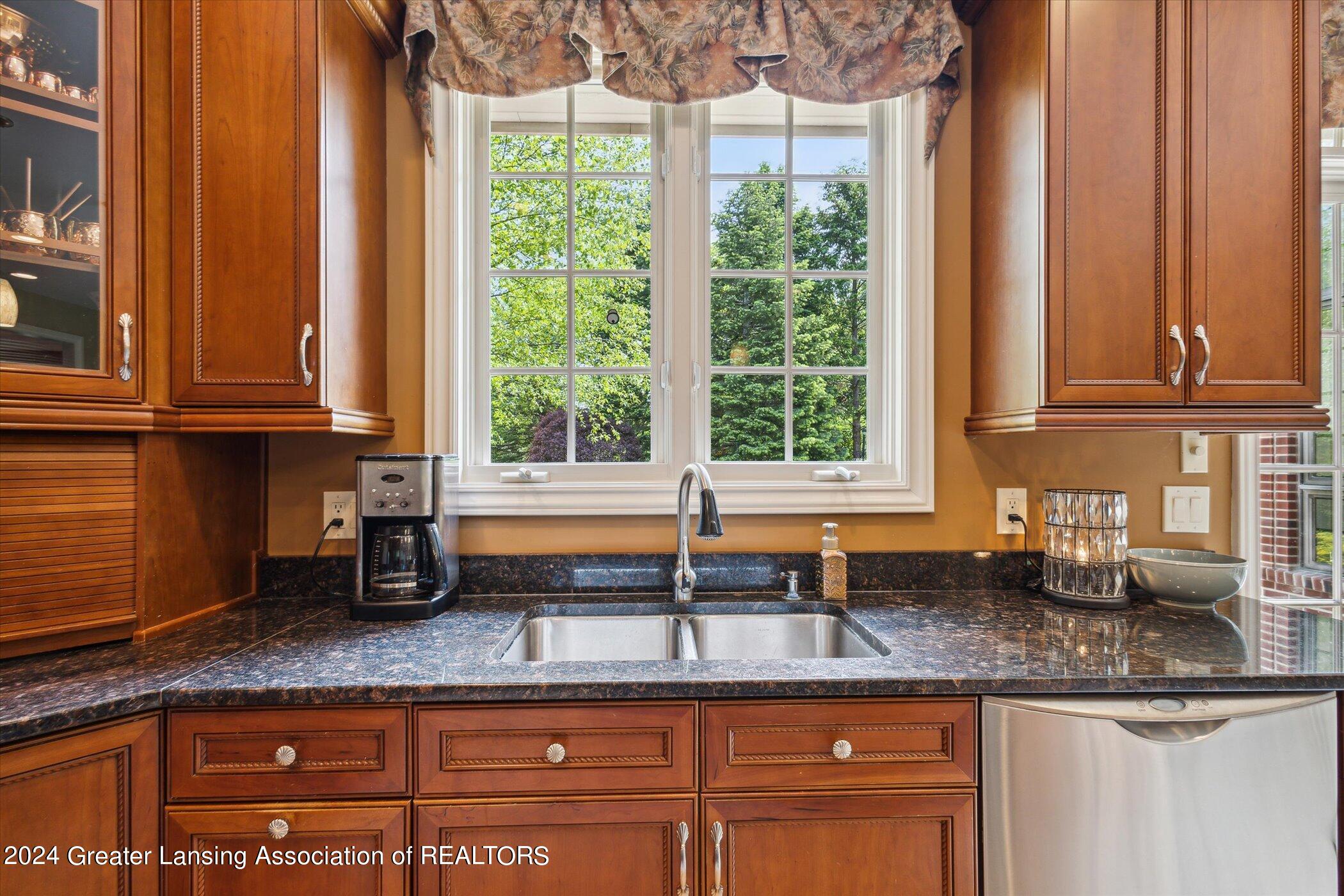 3560 Autumnwood Lane