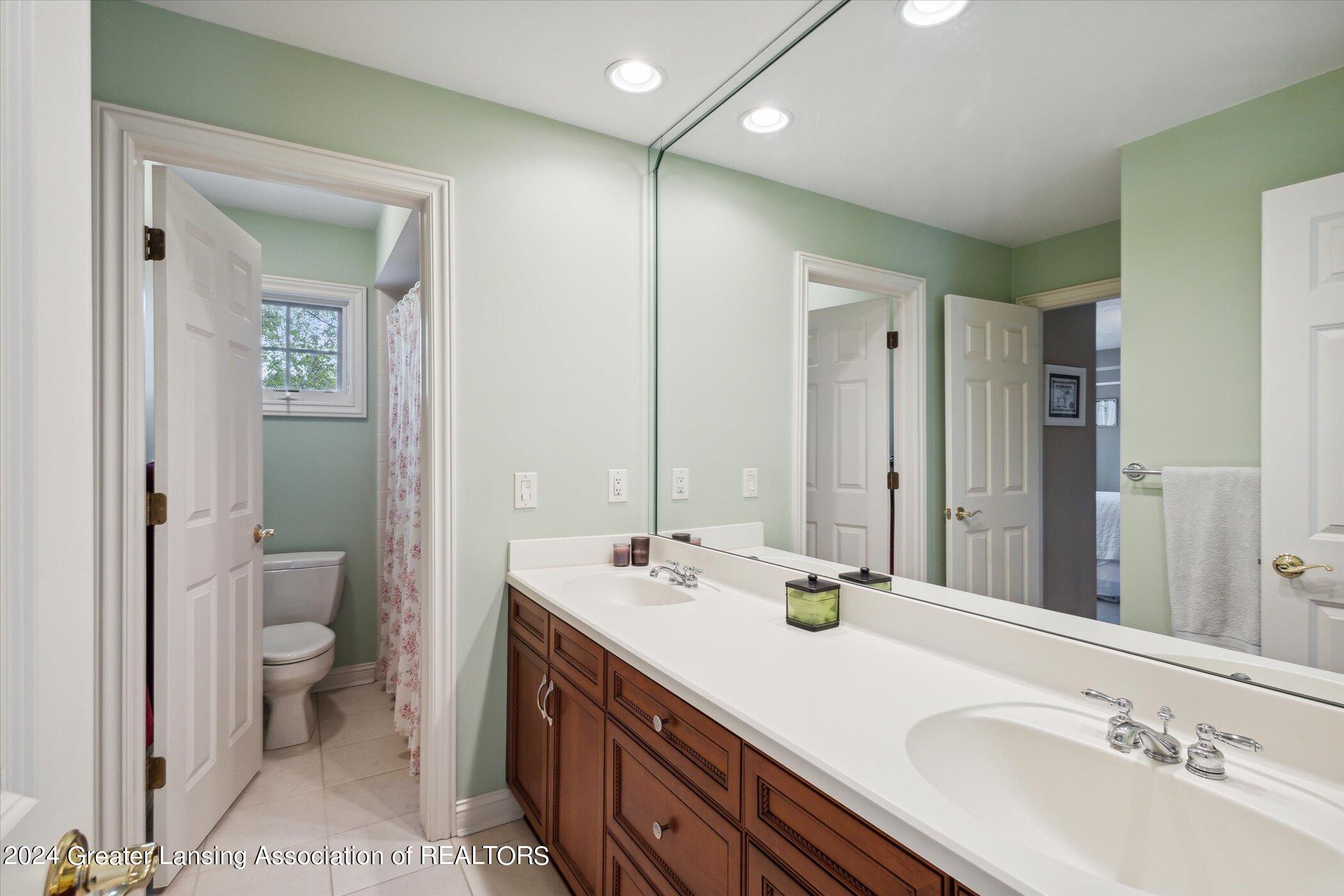 3560 Autumnwood Lane