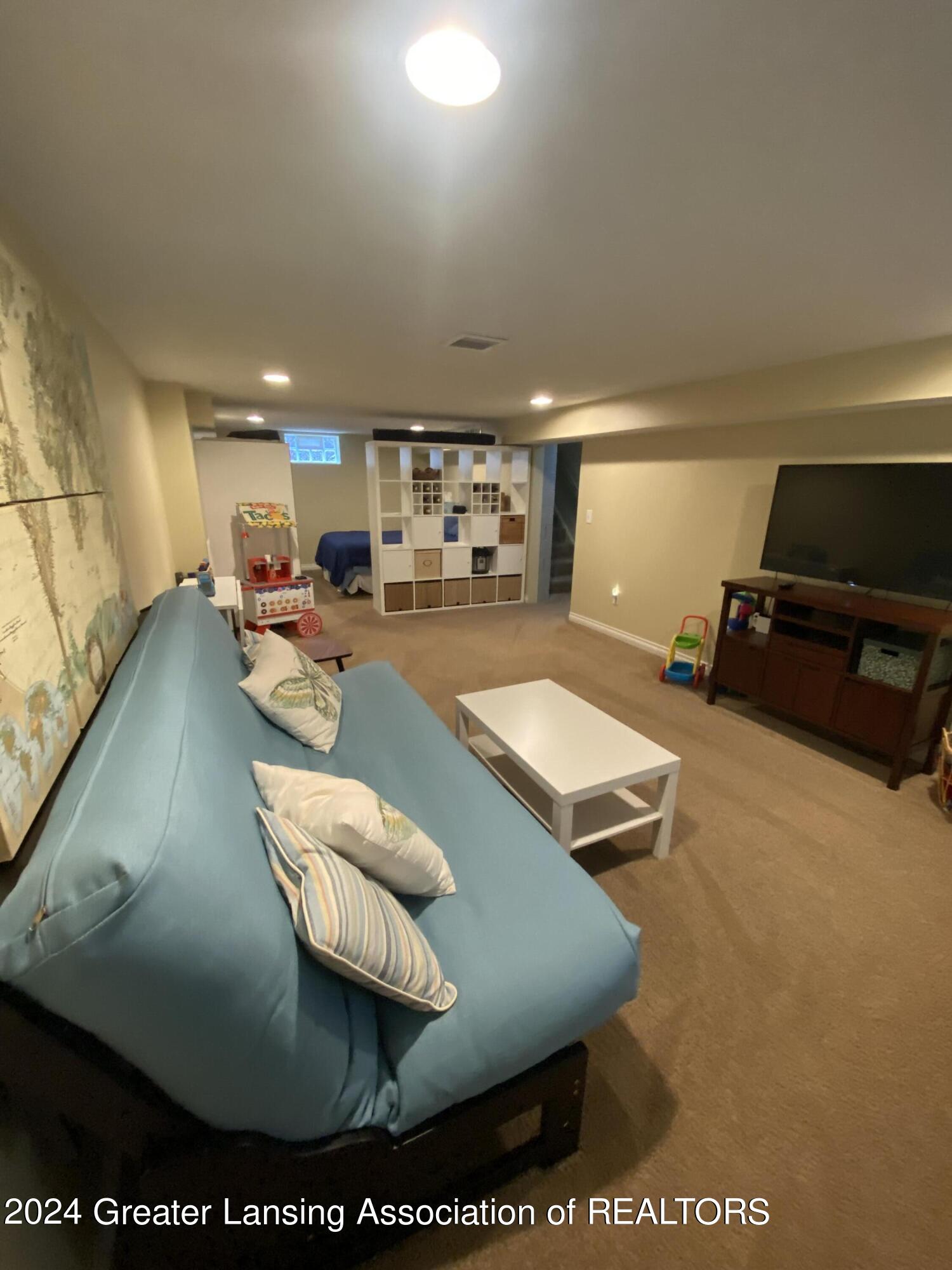 521 Lasalle Boulevard