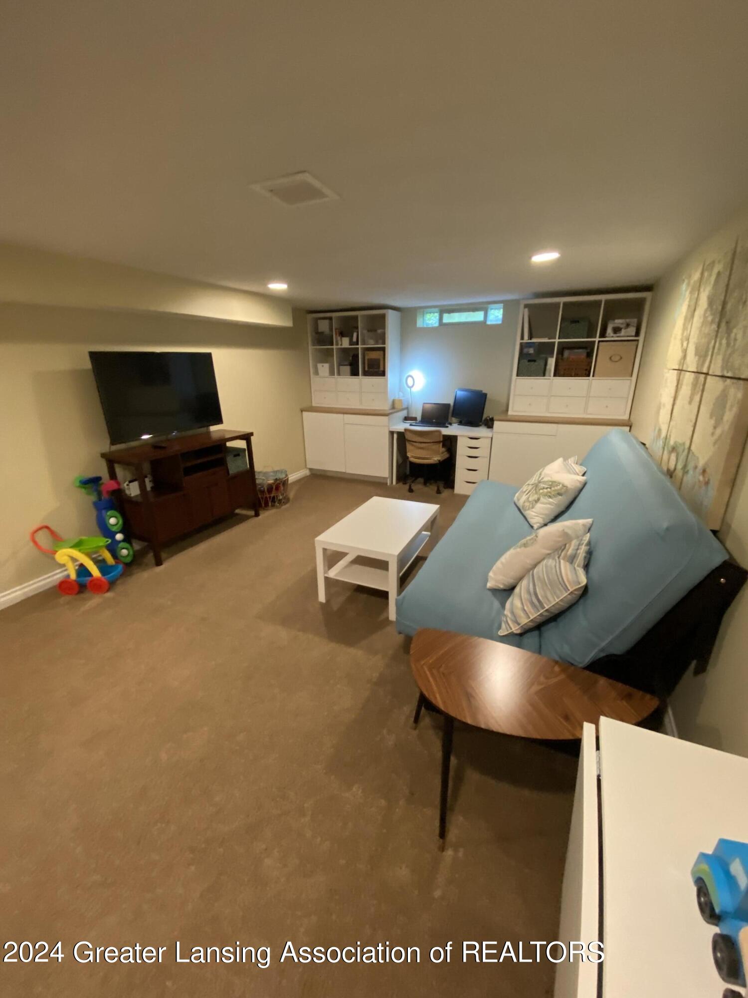 521 Lasalle Boulevard