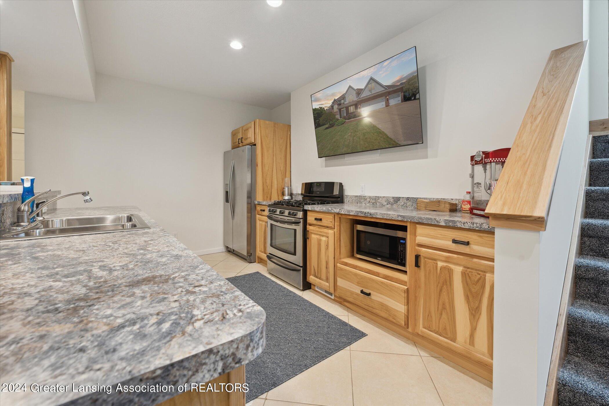 3400 Hidden Ridge Drive, DeWitt