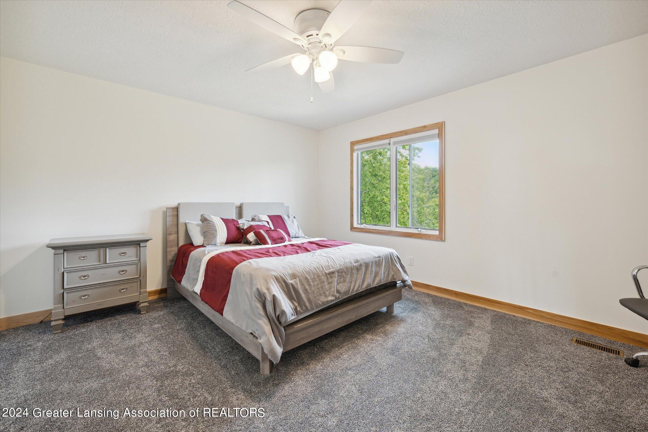 3400 Hidden Ridge Drive, DeWitt