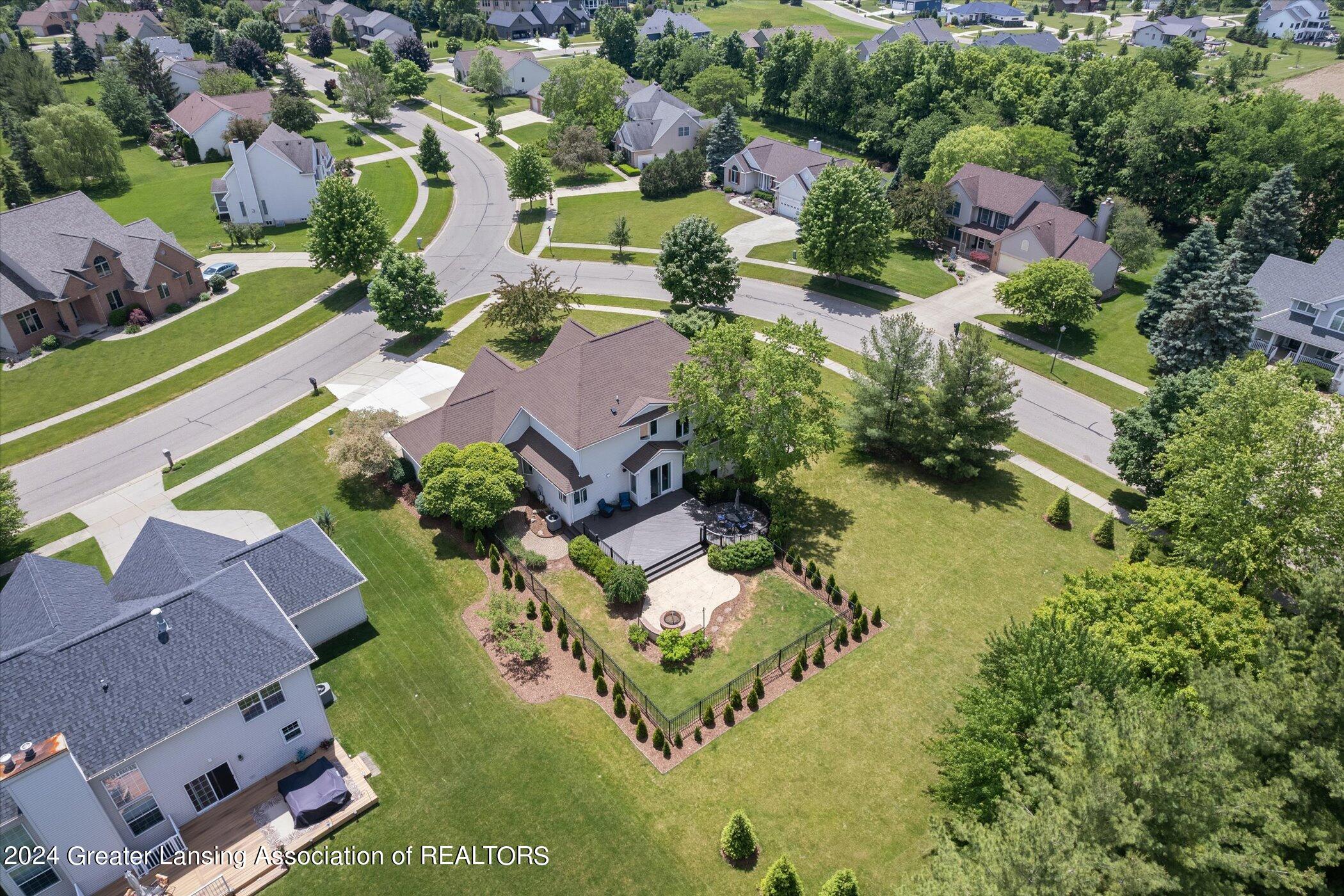 3400 Hidden Ridge Drive, DeWitt