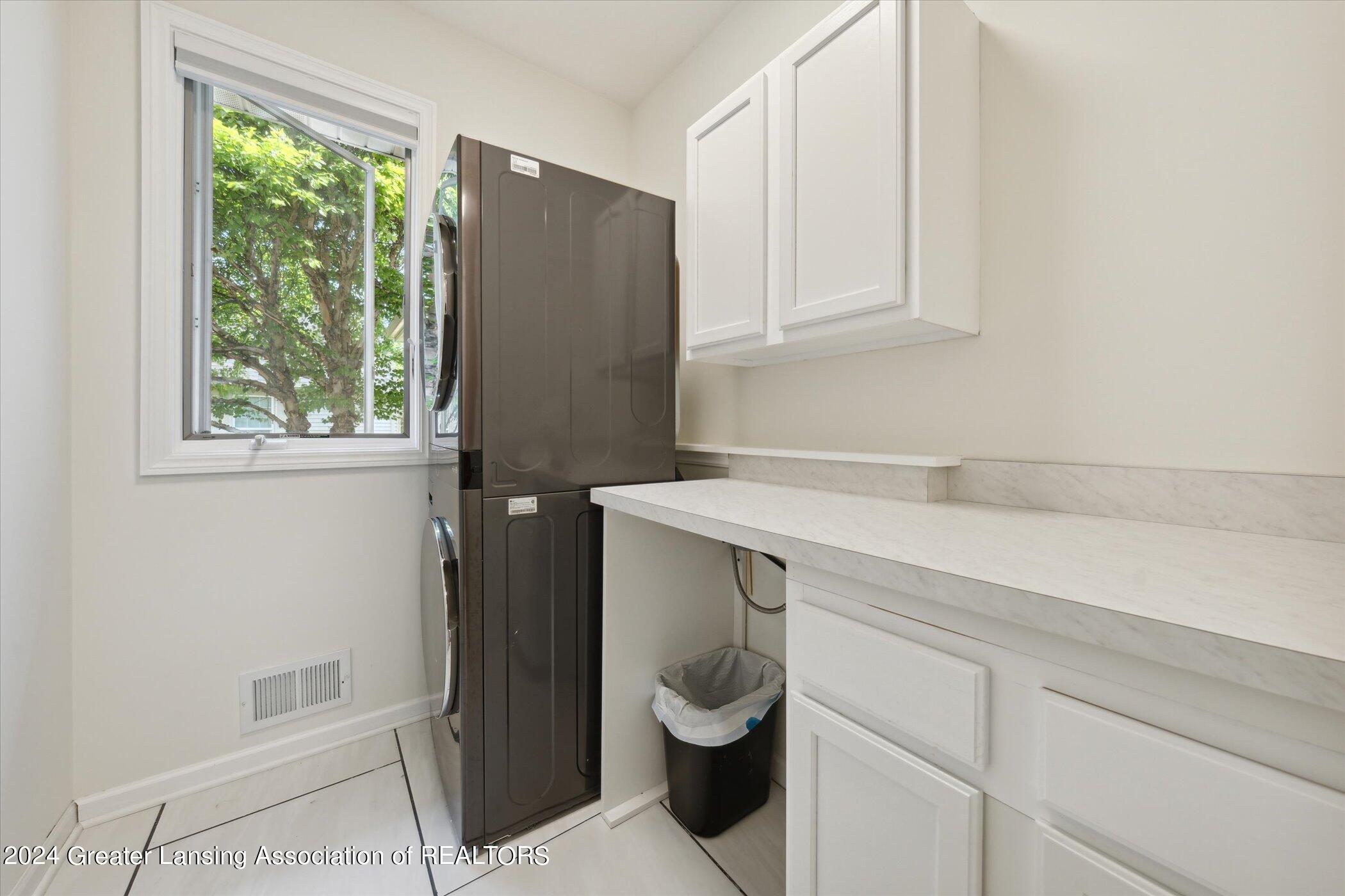 3400 Hidden Ridge Drive, DeWitt