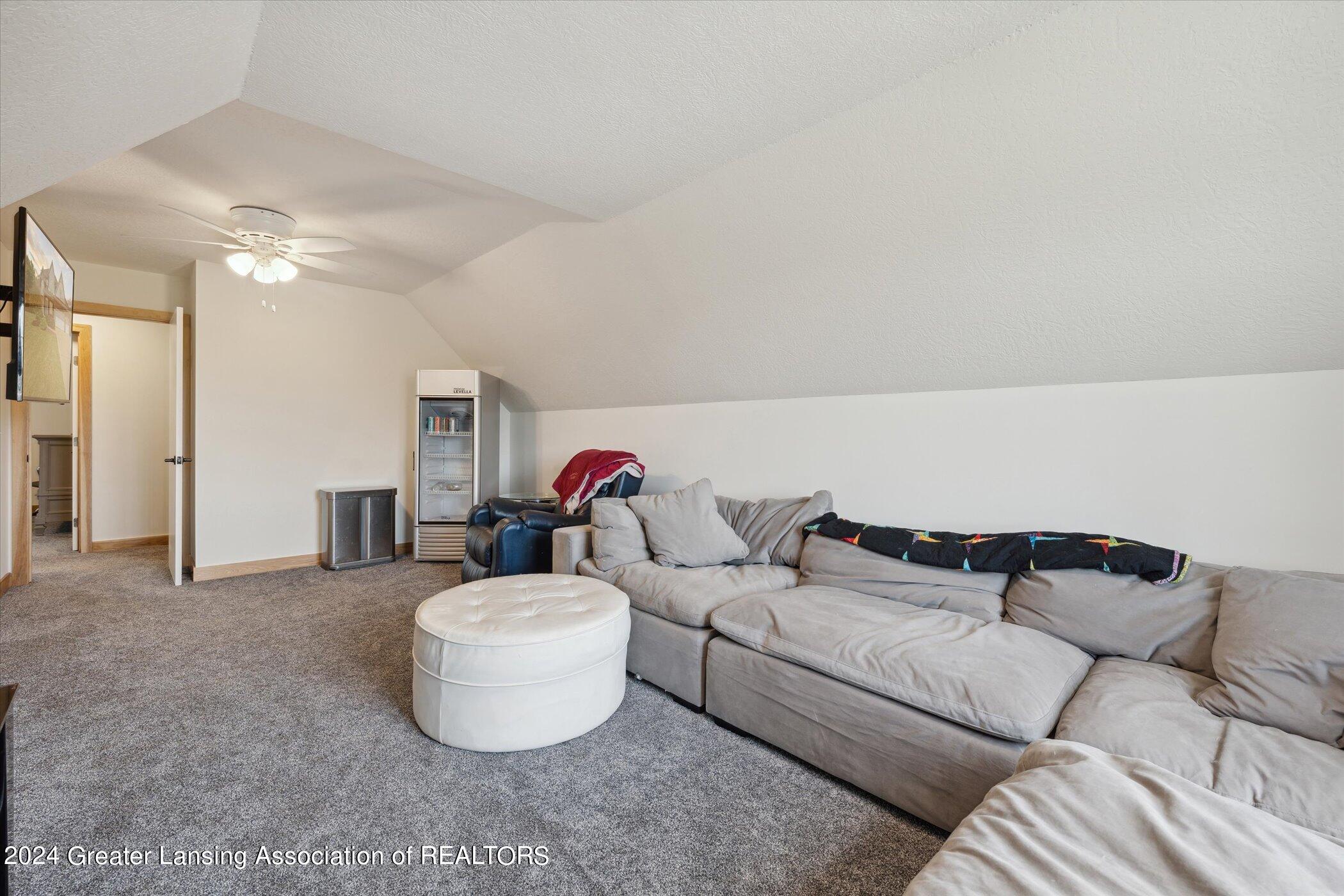 3400 Hidden Ridge Drive, DeWitt