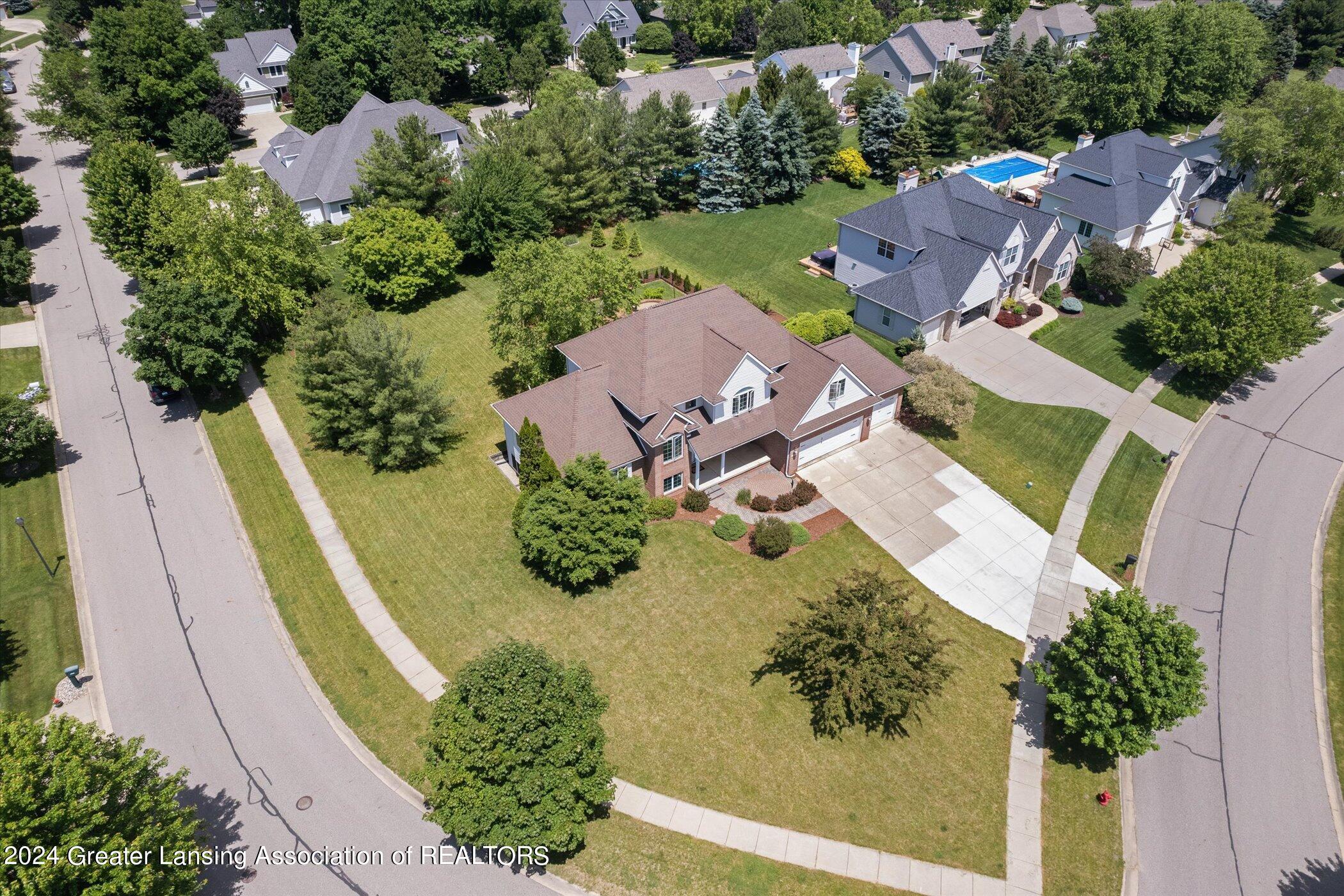3400 Hidden Ridge Drive, DeWitt