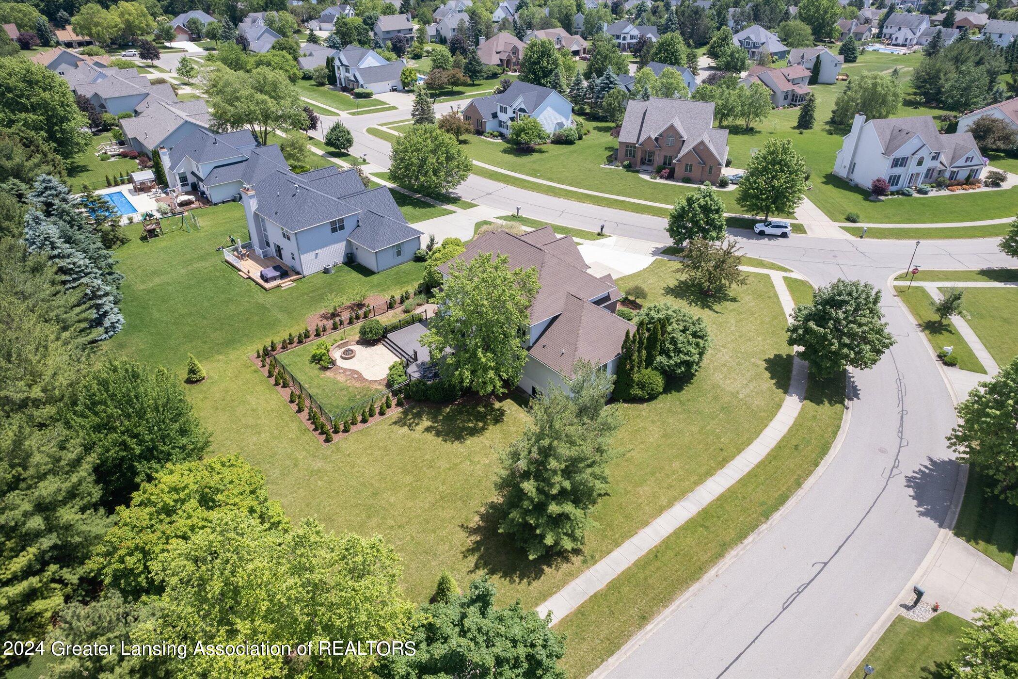 3400 Hidden Ridge Drive, DeWitt