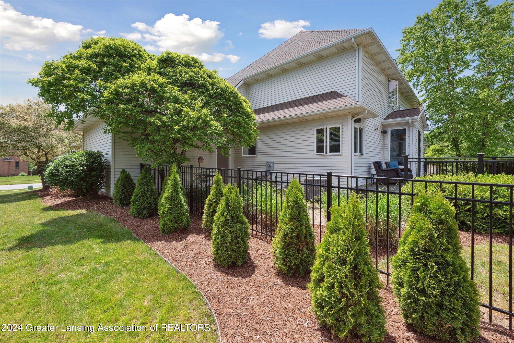 3400 Hidden Ridge Drive, DeWitt