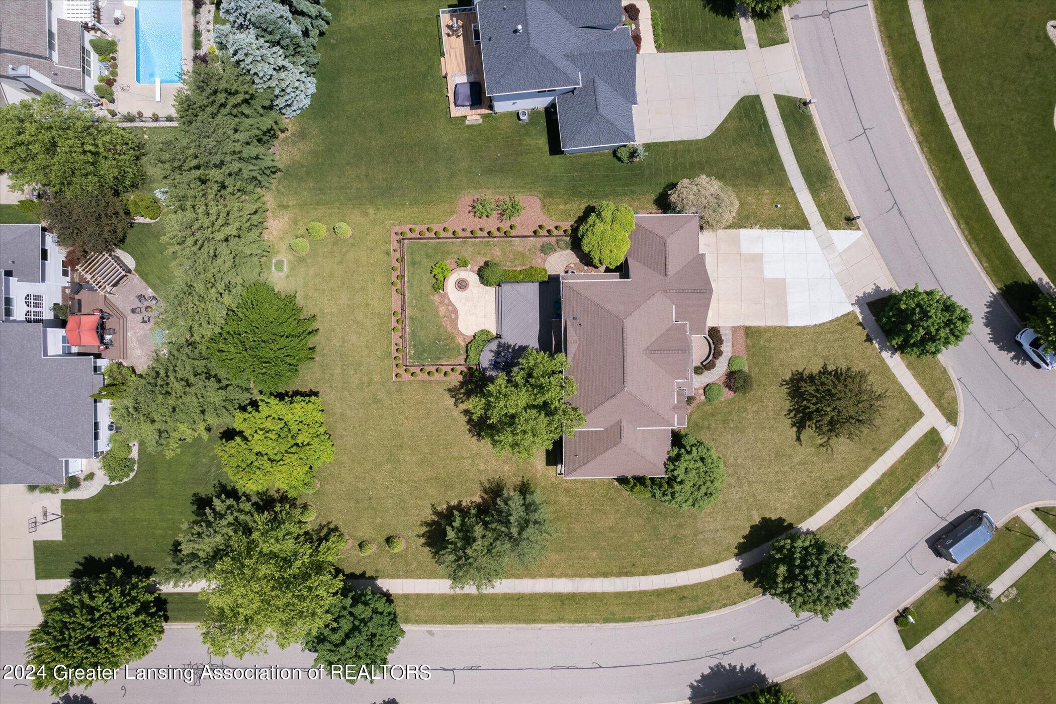 3400 Hidden Ridge Drive, DeWitt