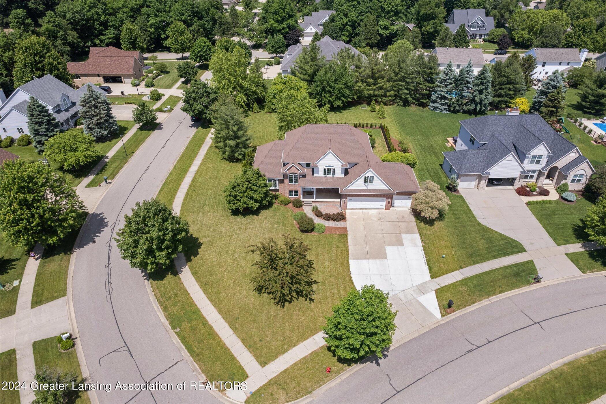 3400 Hidden Ridge Drive, DeWitt