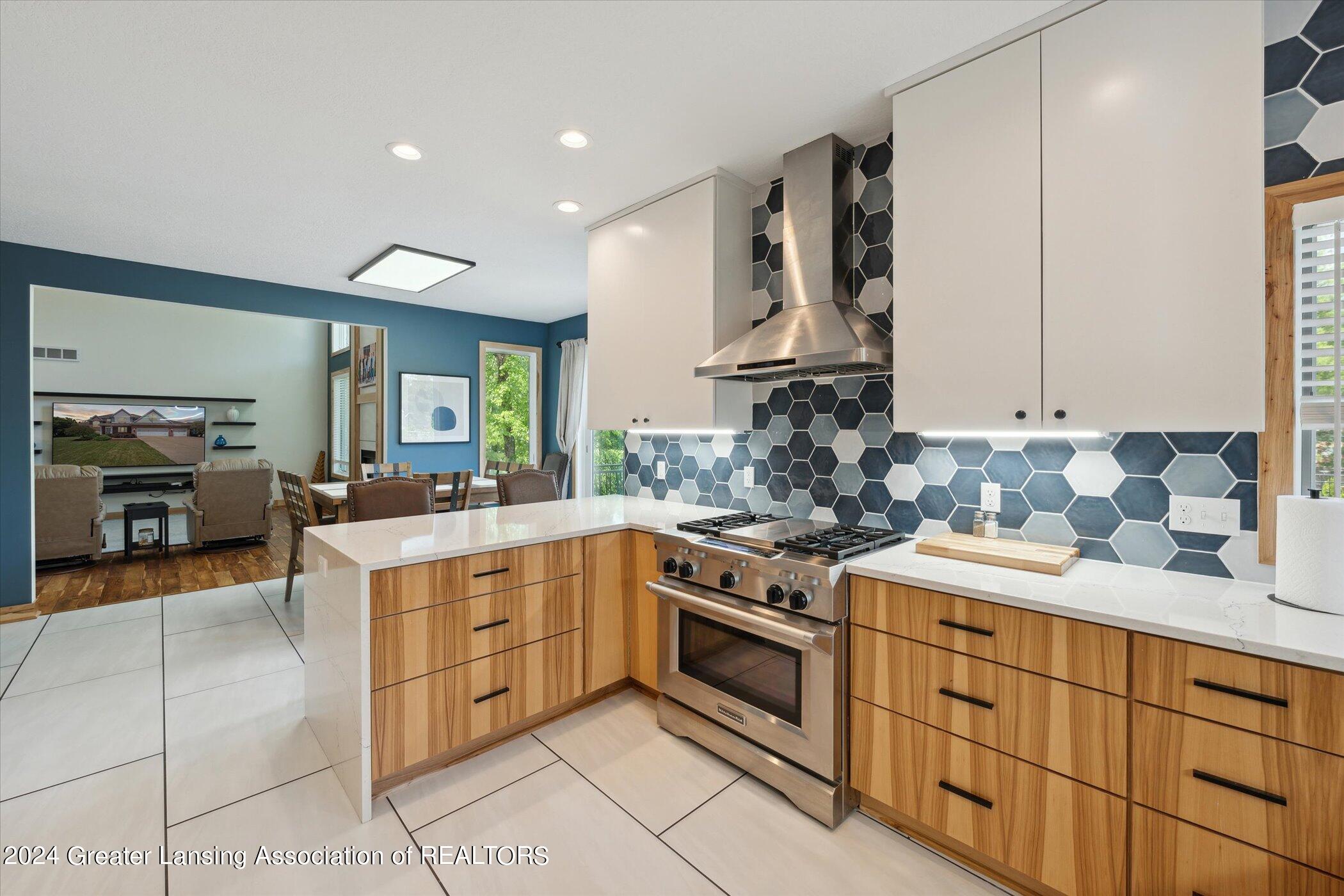 3400 Hidden Ridge Drive, DeWitt