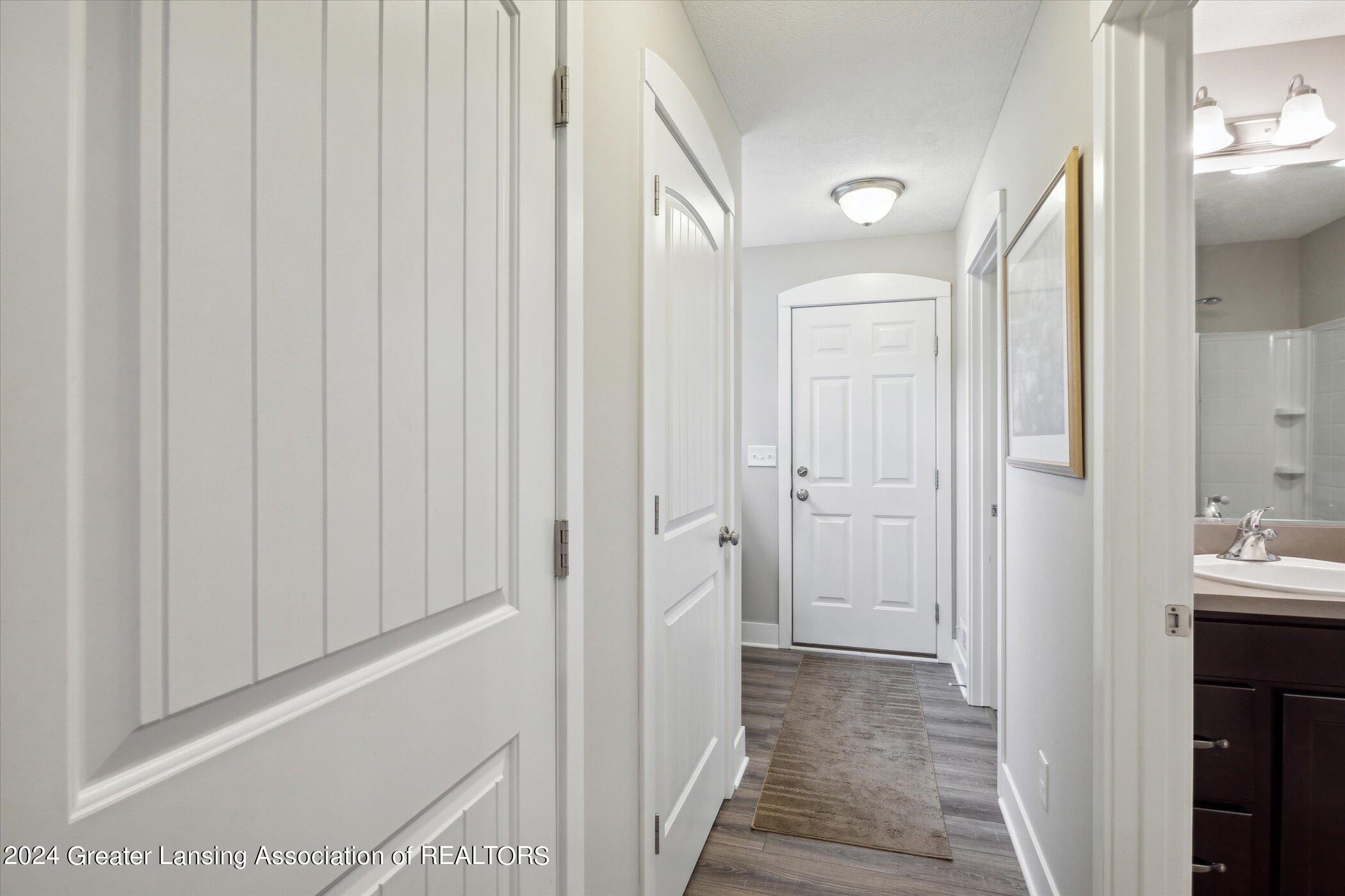 8706 Huntington Drive, 31