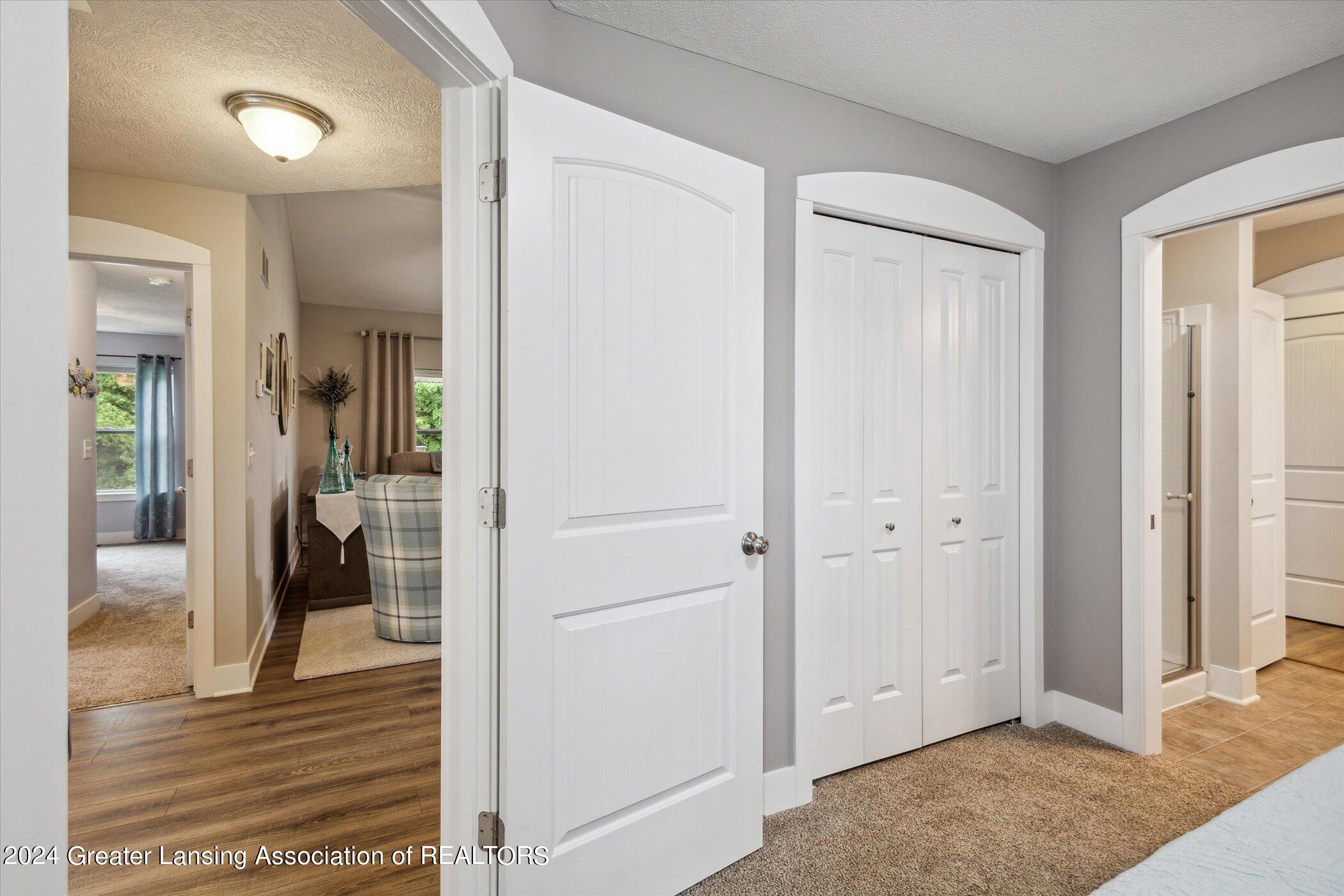 8706 Huntington Drive, 31