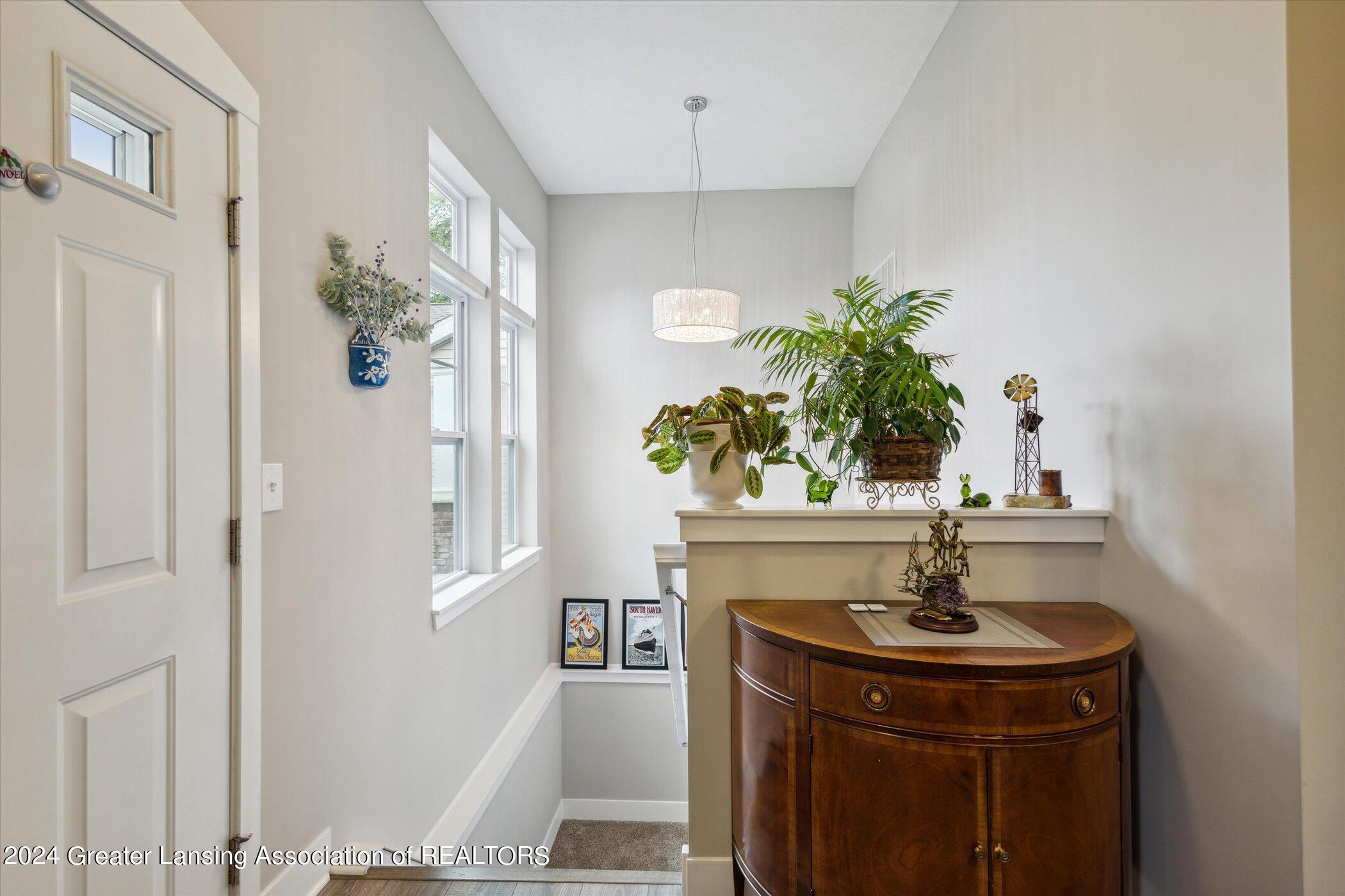 8706 Huntington Drive, 31