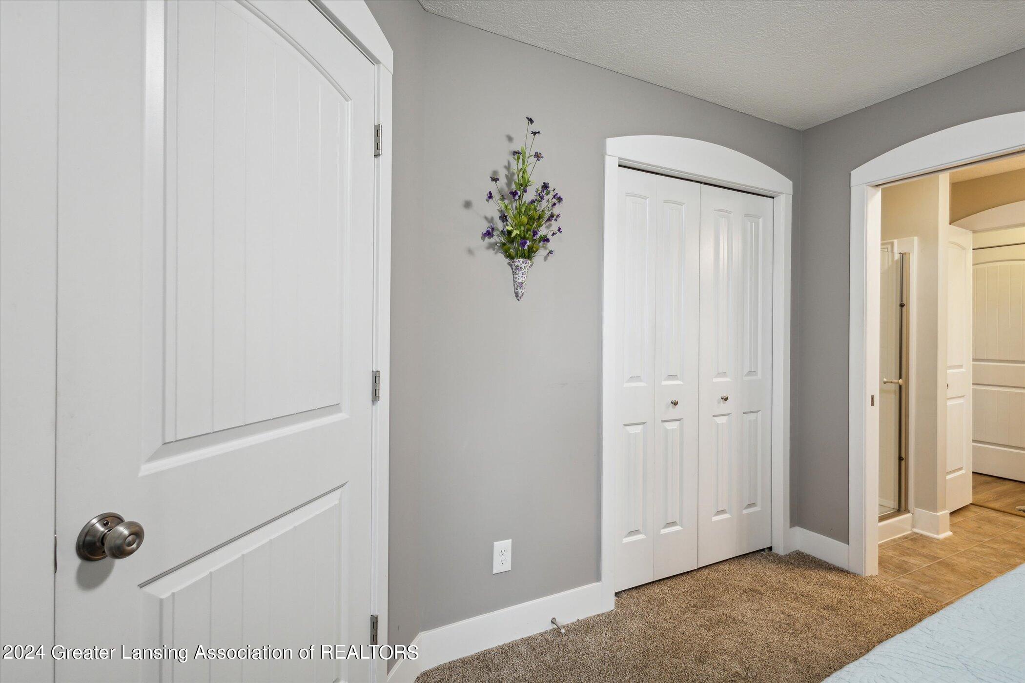 8706 Huntington Drive, 31