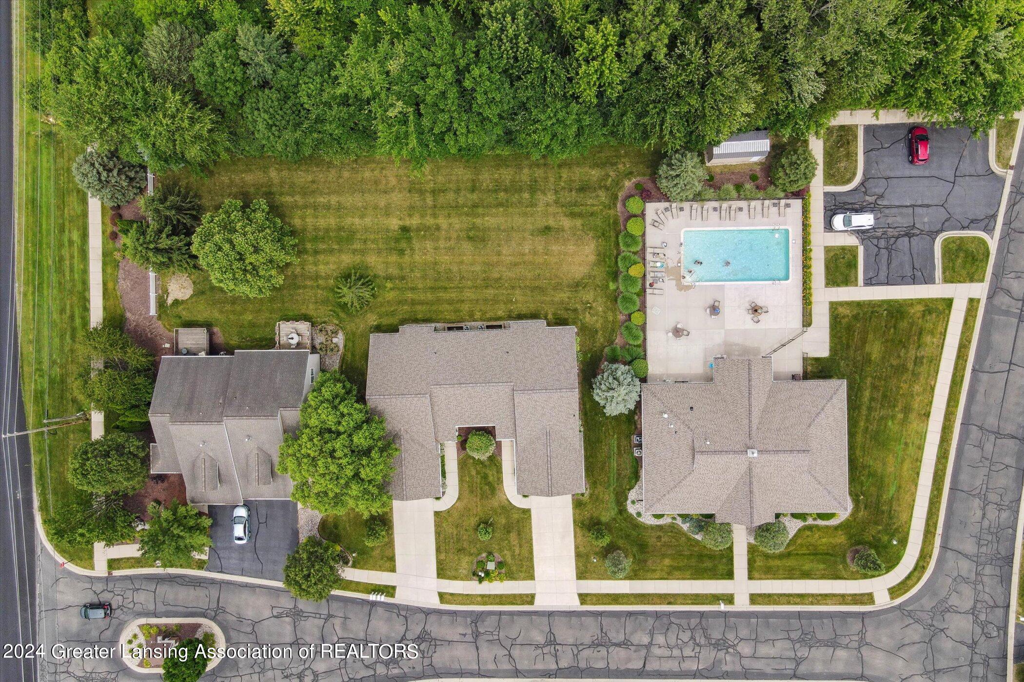 8706 Huntington Drive, 31