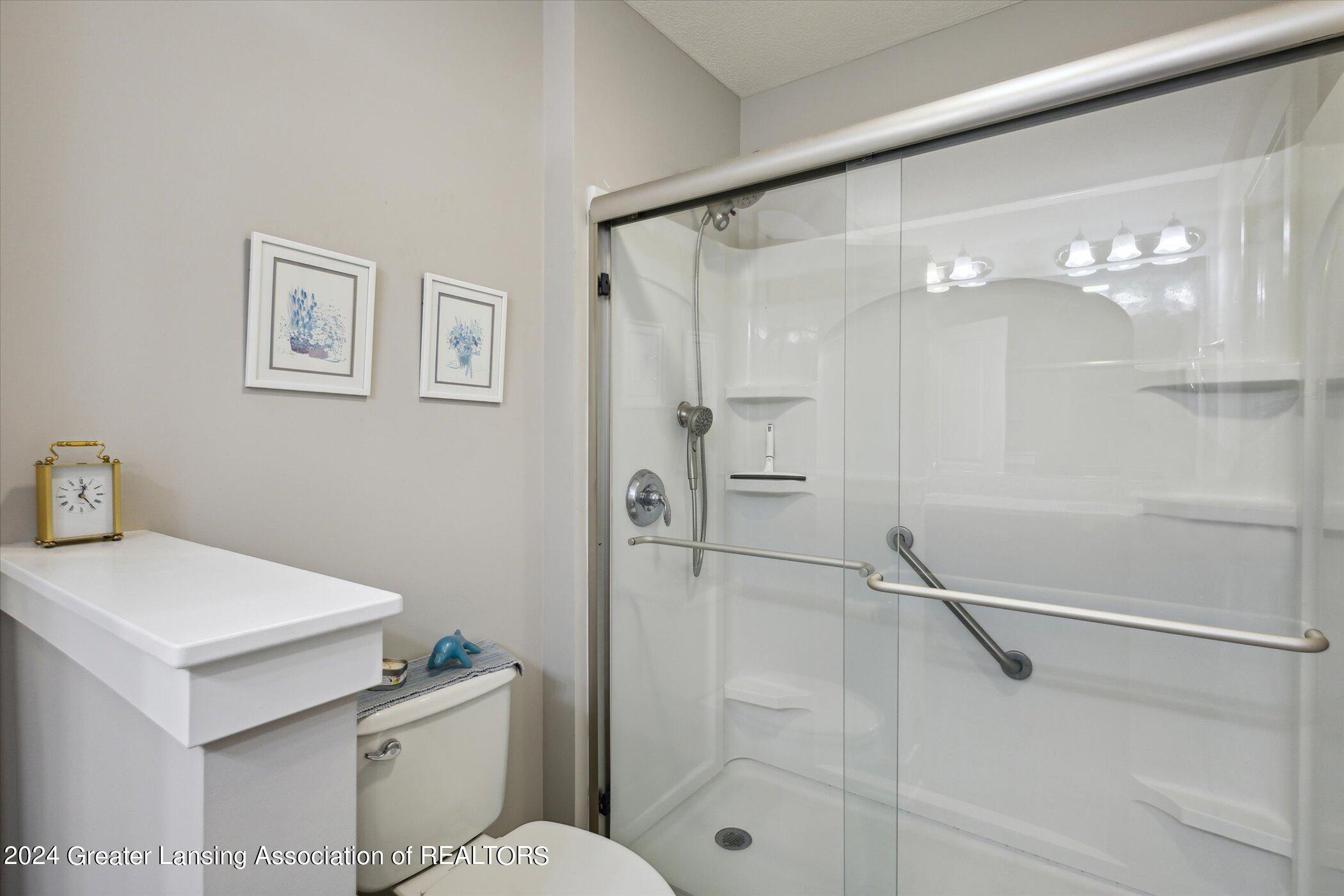 8706 Huntington Drive, 31