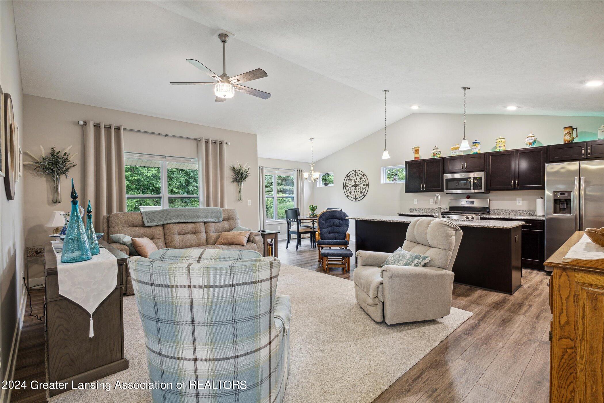 8706 Huntington Drive, 31