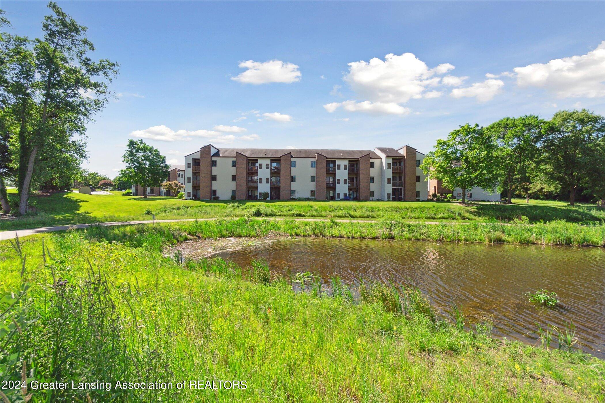 1460 E Pond Drive, 31