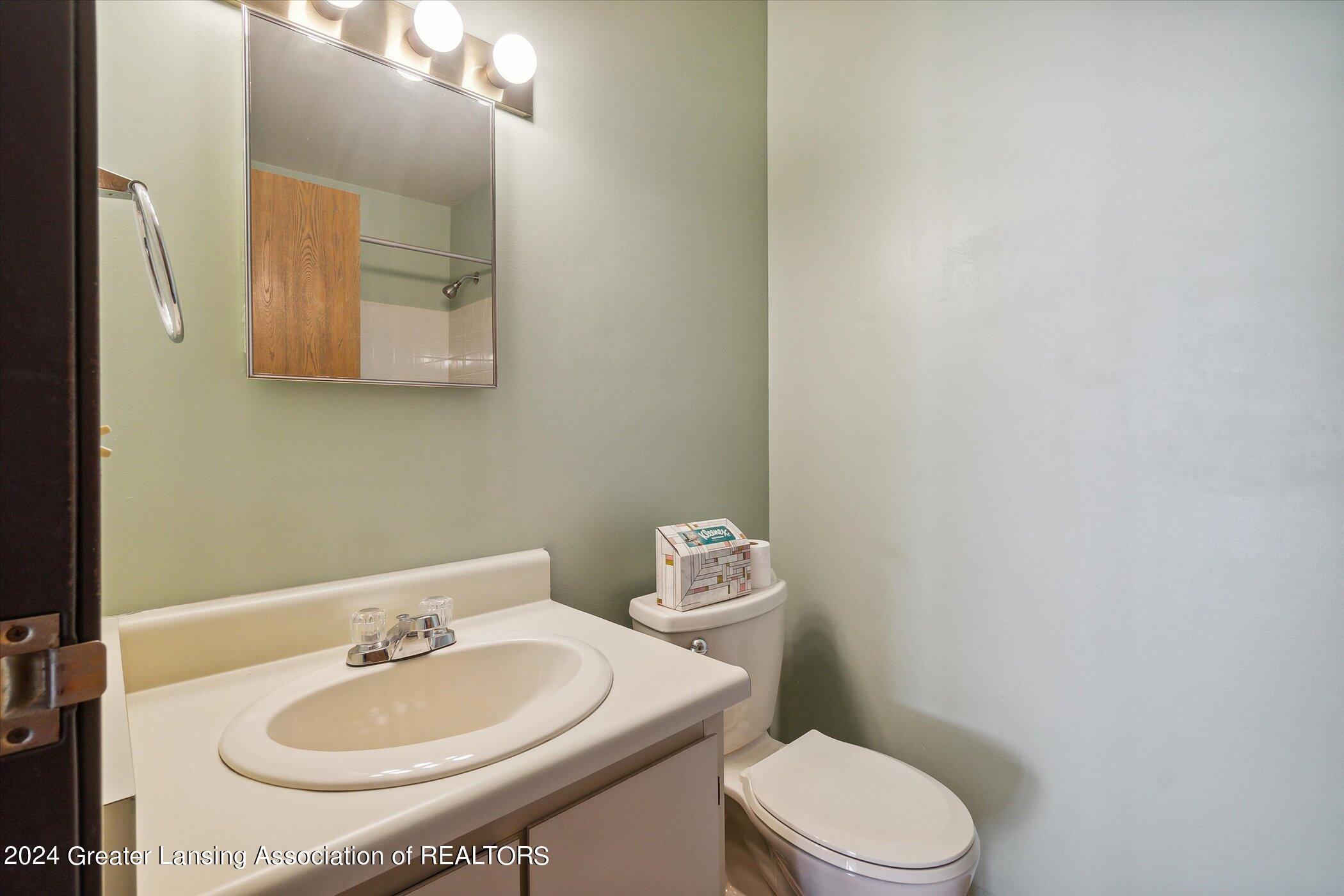 1460 E Pond Drive, 31